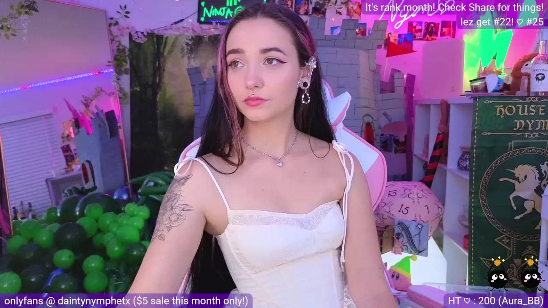 Gallery image thumbnail from Nym_x's myfreecams stream on, 08/01/2023, 03:06 image 6 of 20