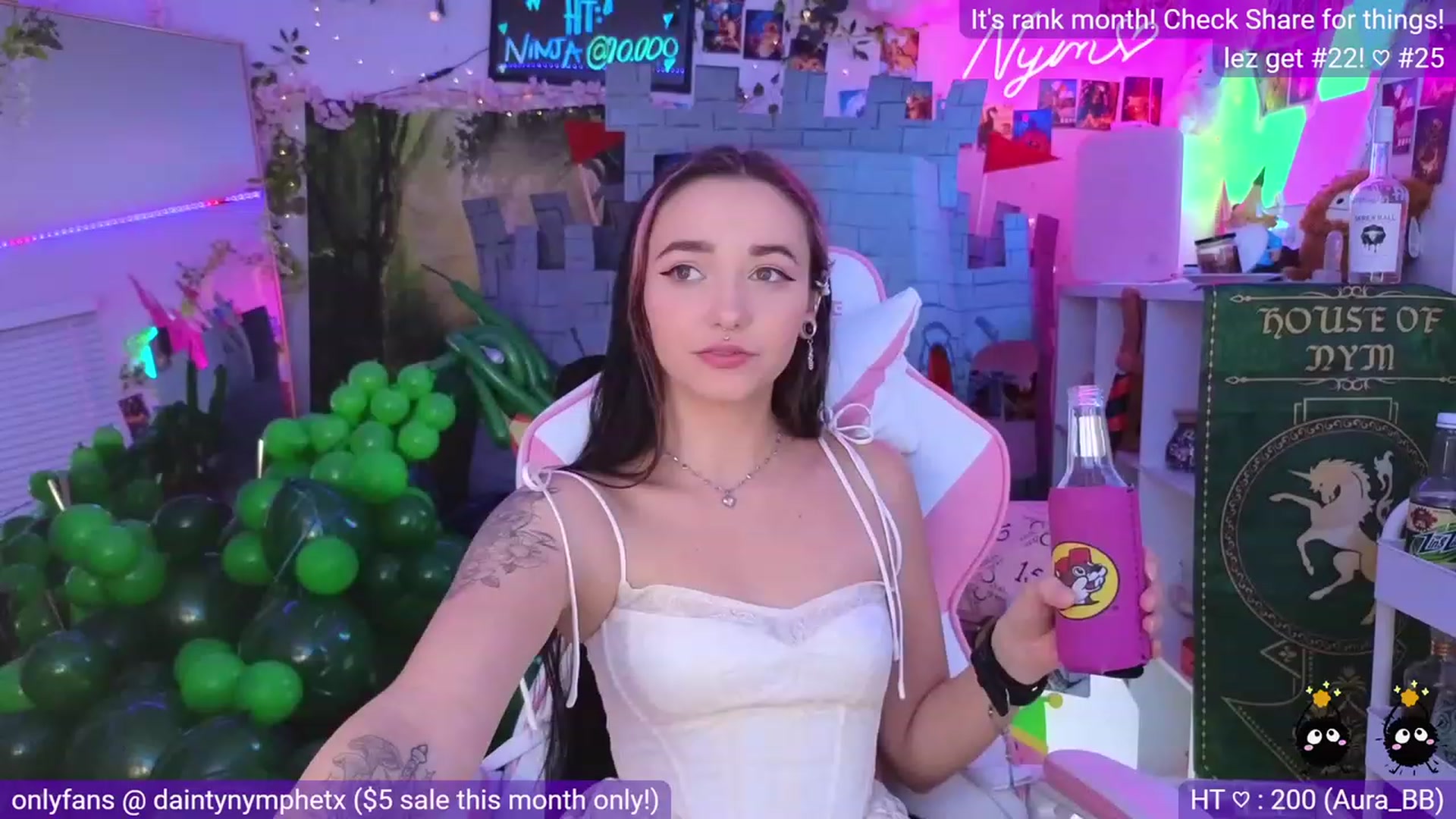 Gallery image thumbnail from Nym_x's myfreecams stream on, 08/01/2023, 03:06 image 1 of 20