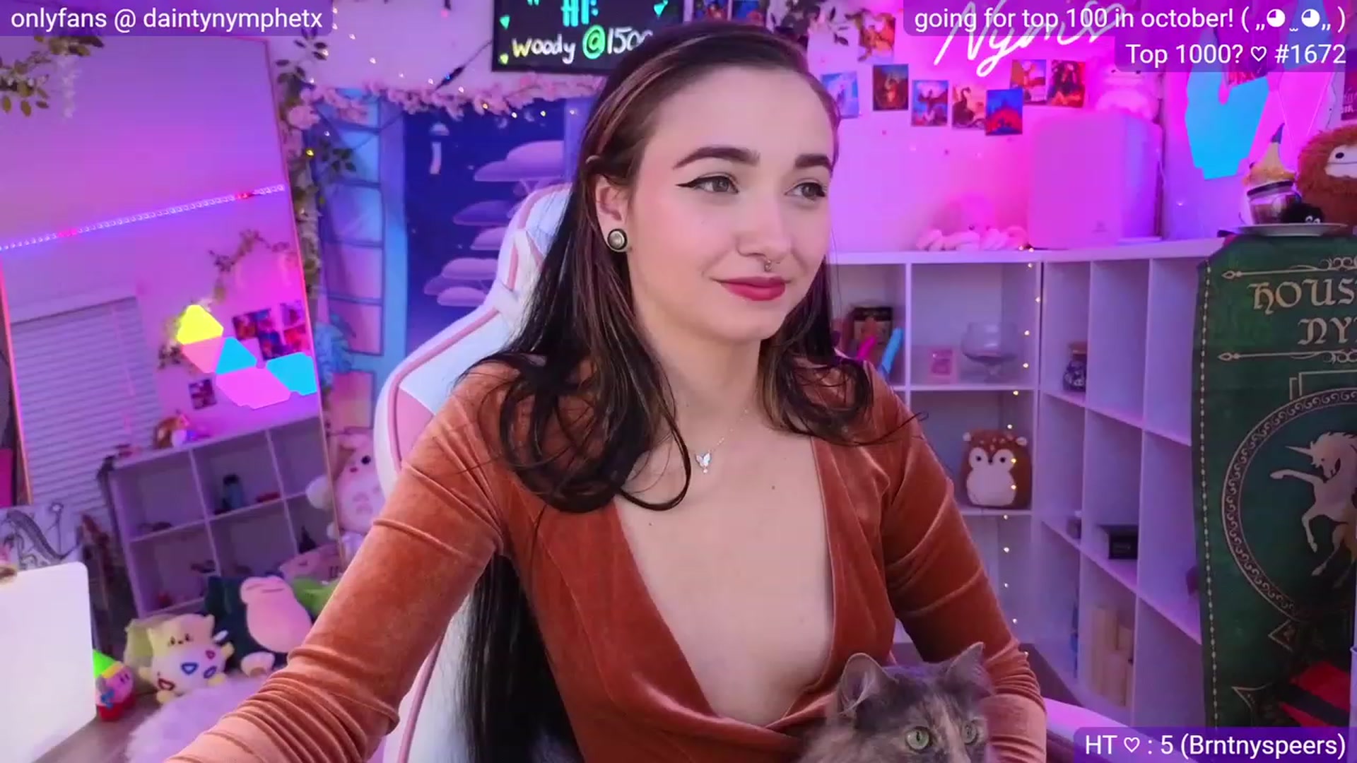 Gallery image thumbnail from Nym_x's myfreecams stream on, 10/01/2023, 03:13 image 1 of 20
