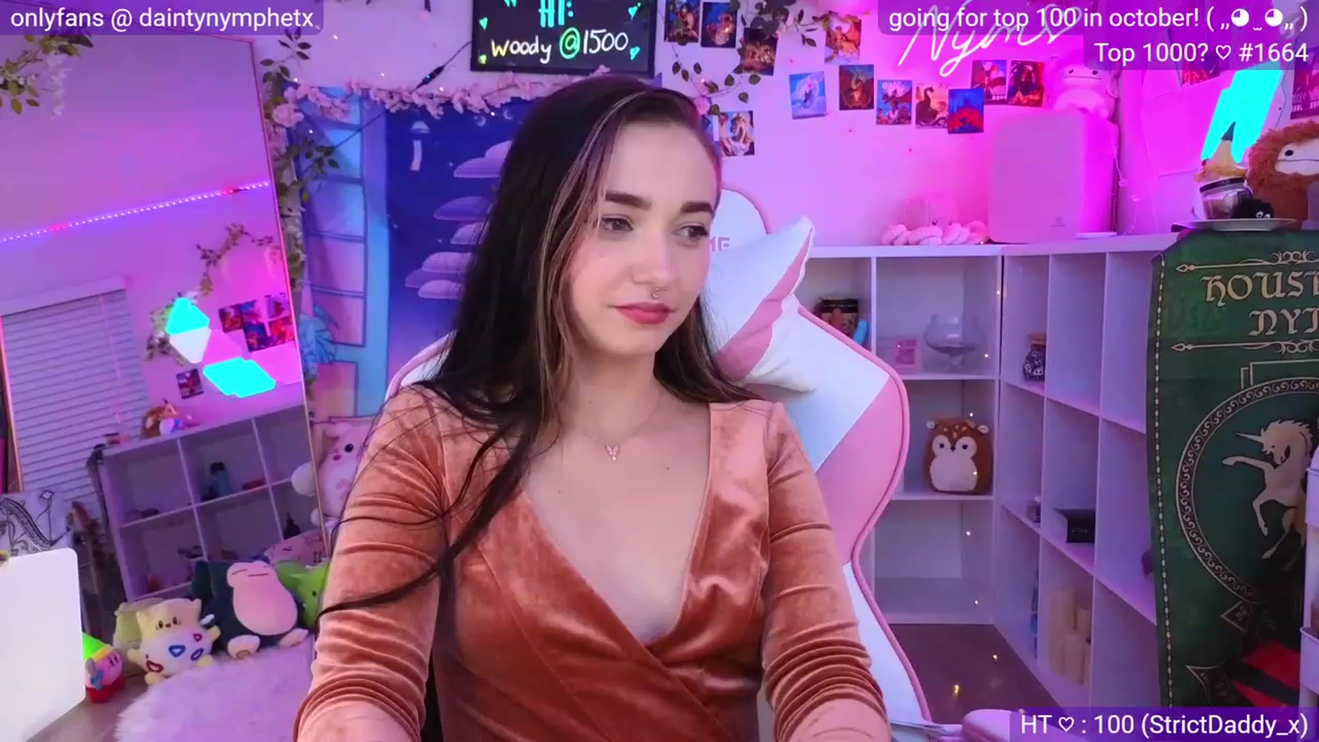 Gallery image thumbnail from Nym_x's myfreecams stream on, 10/01/2023, 03:13 image 6 of 20