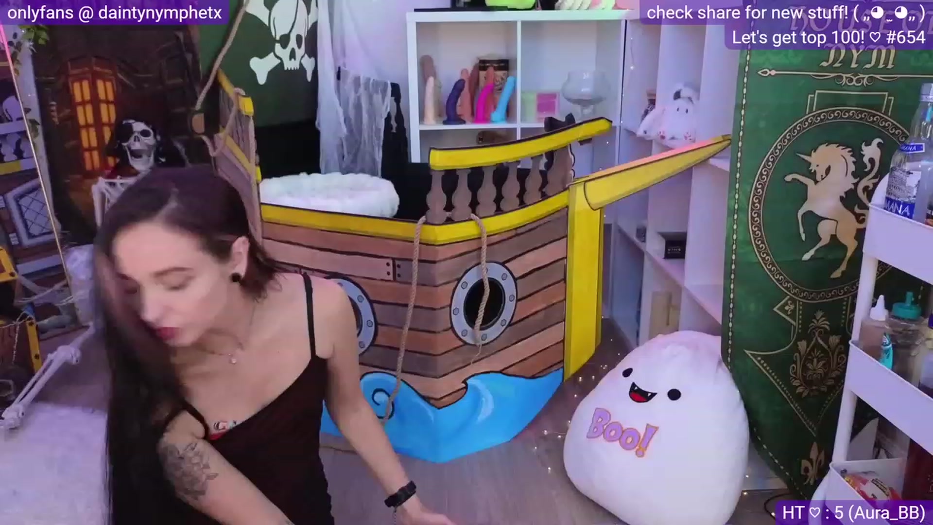 Gallery image thumbnail from Nym_x's myfreecams stream on, 10/05/2023, 04:02 image 1 of 20