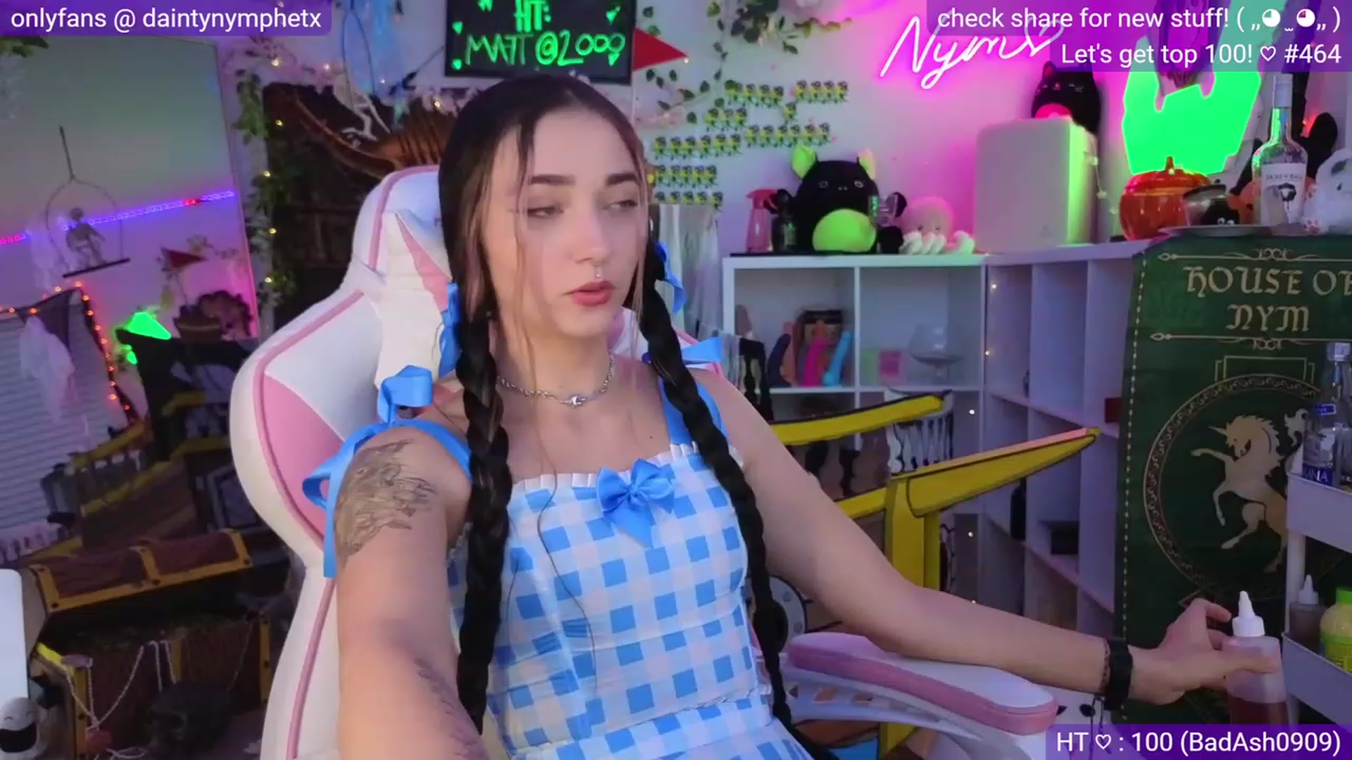 Gallery image thumbnail from Nym_x's myfreecams stream on, 10/08/2023, 03:38 image 5 of 20