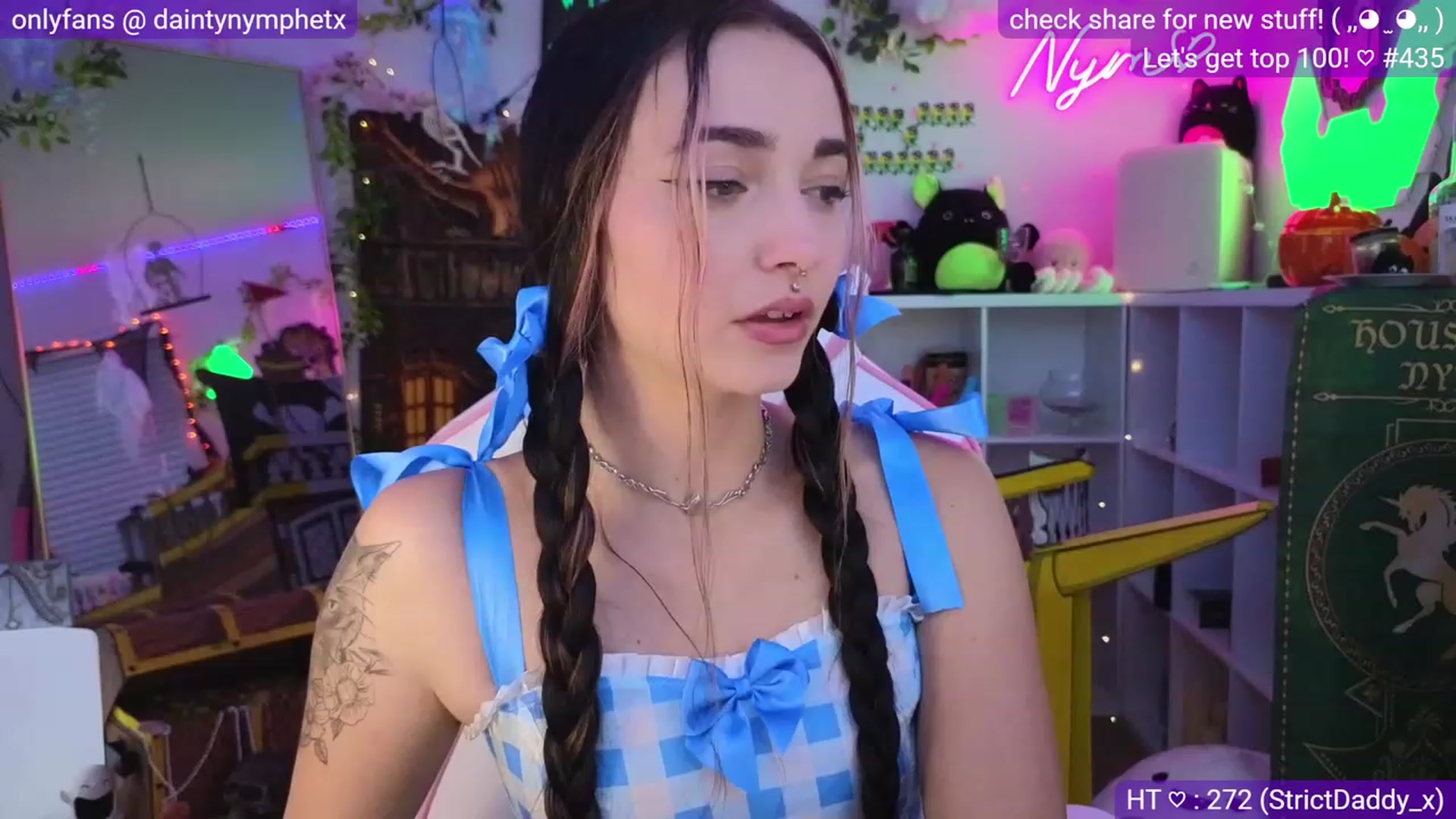 Gallery image thumbnail from Nym_x's myfreecams stream on, 10/08/2023, 03:38 image 20 of 20