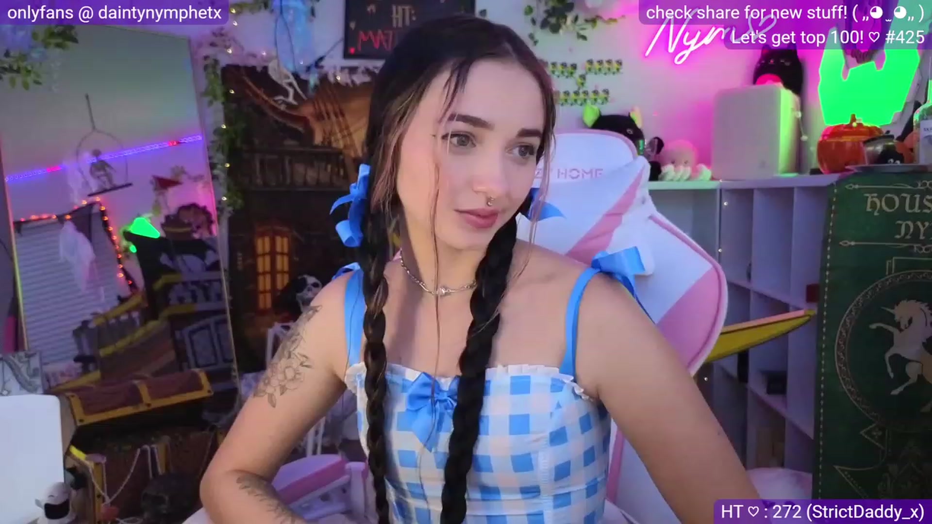 Gallery image thumbnail from Nym_x's myfreecams stream on, 10/08/2023, 04:44 image 8 of 20