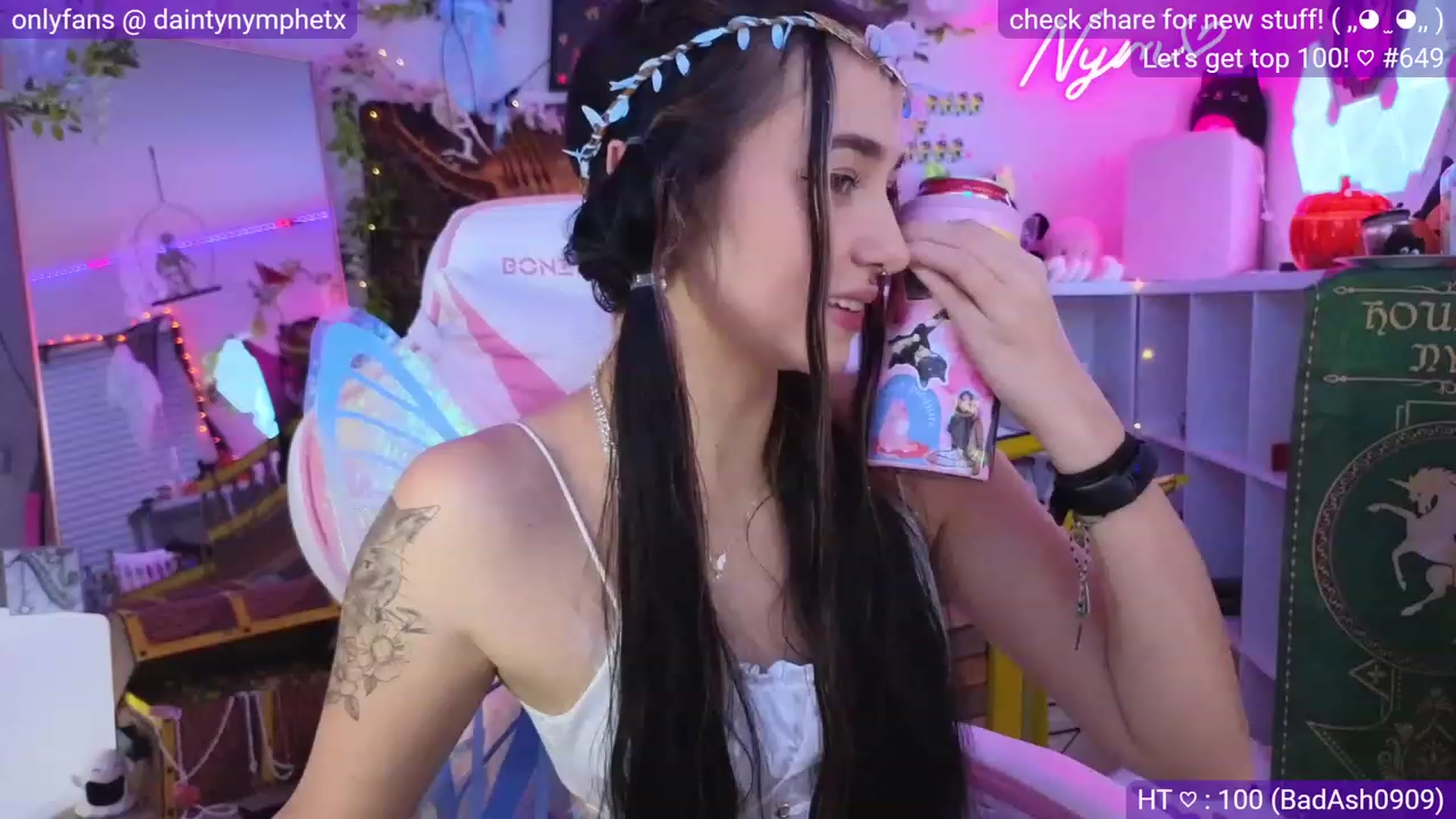 Gallery image thumbnail from Nym_x's myfreecams stream on, 10/11/2023, 02:34 image 7 of 20