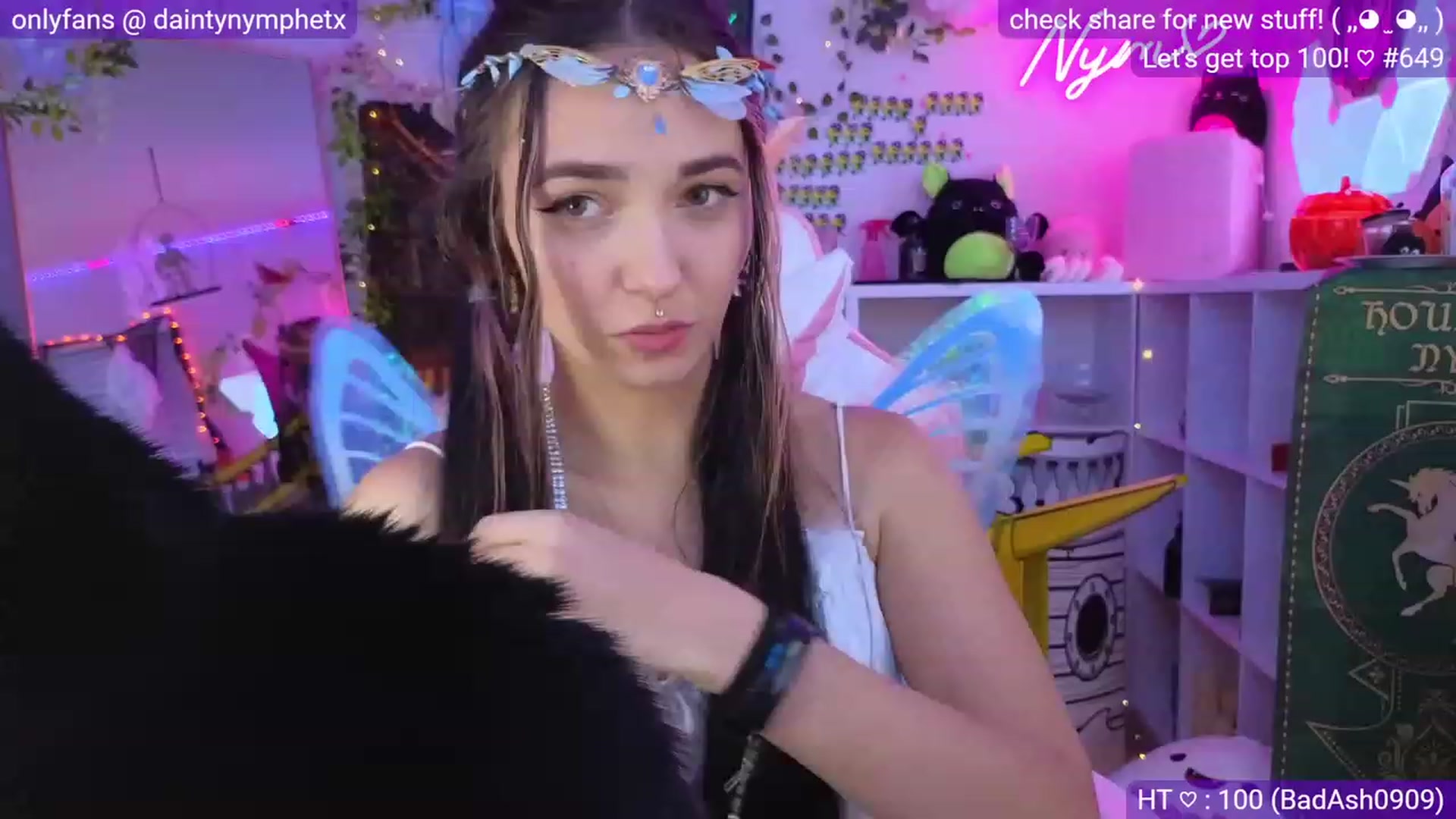 Gallery image thumbnail from Nym_x's myfreecams stream on, 10/11/2023, 02:34 image 3 of 20