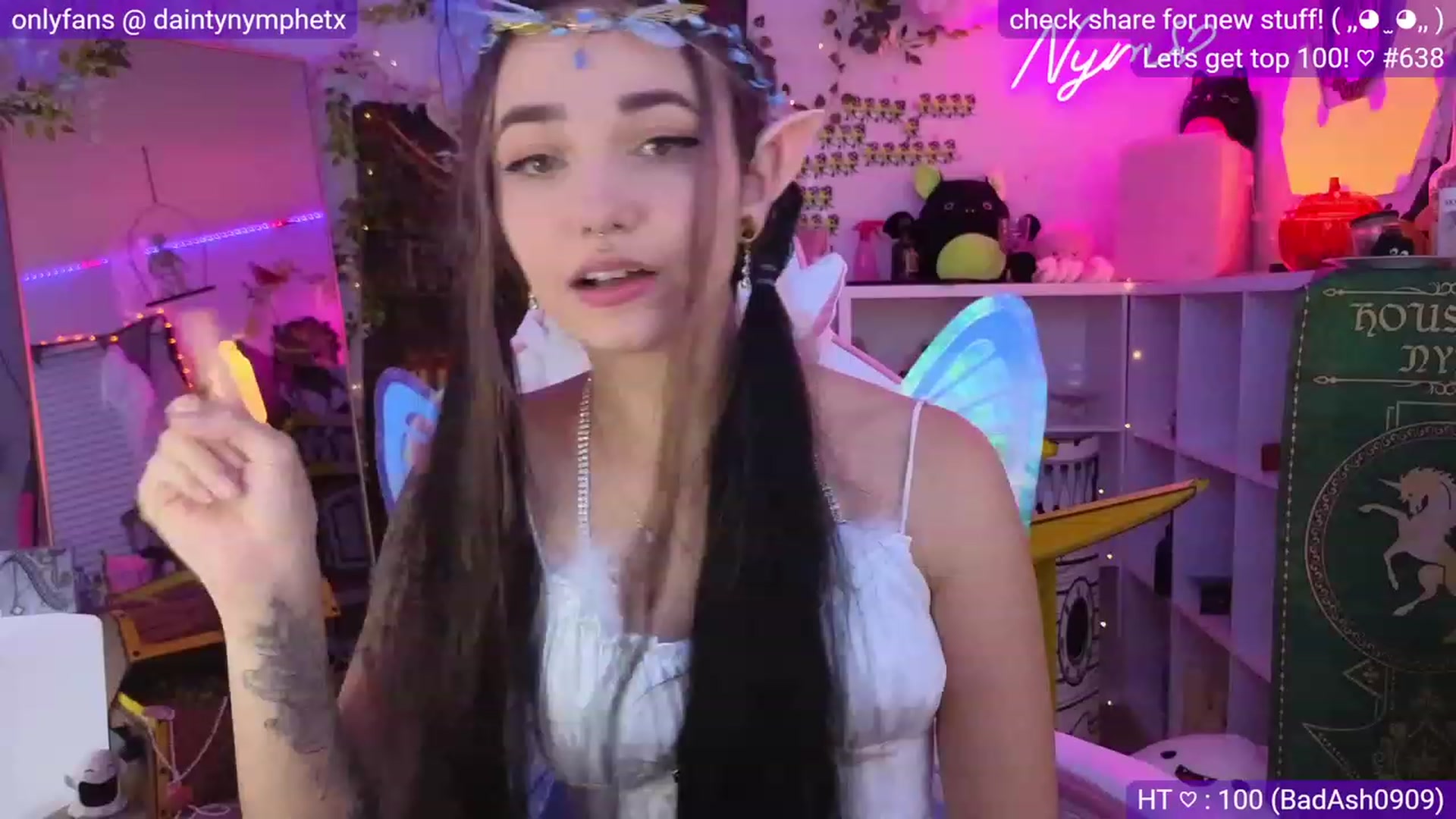 Gallery image thumbnail from Nym_x's myfreecams stream on, 10/11/2023, 03:08 image 2 of 20
