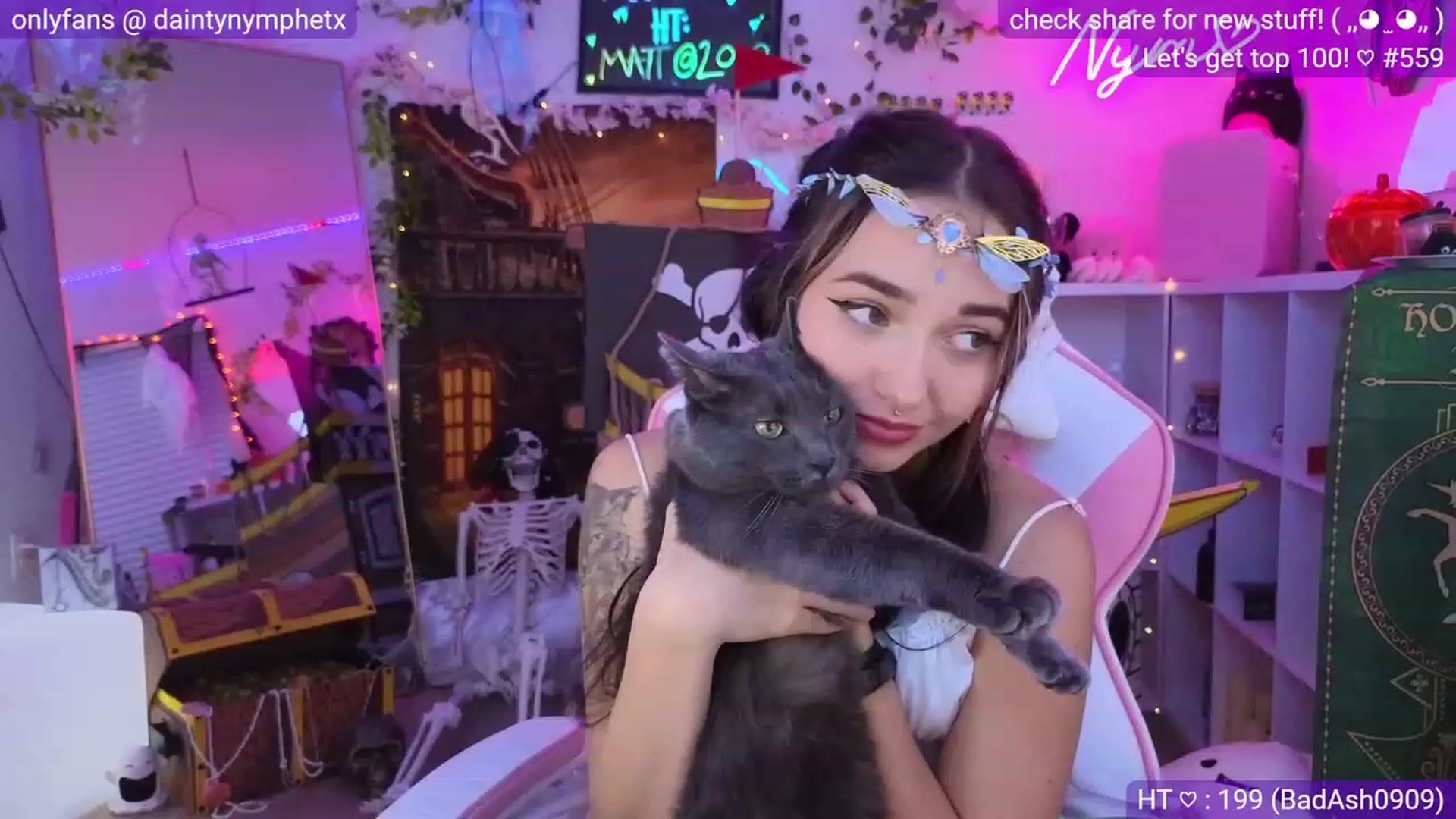 Gallery image thumbnail from Nym_x's myfreecams stream on, 10/11/2023, 06:10 image 12 of 20