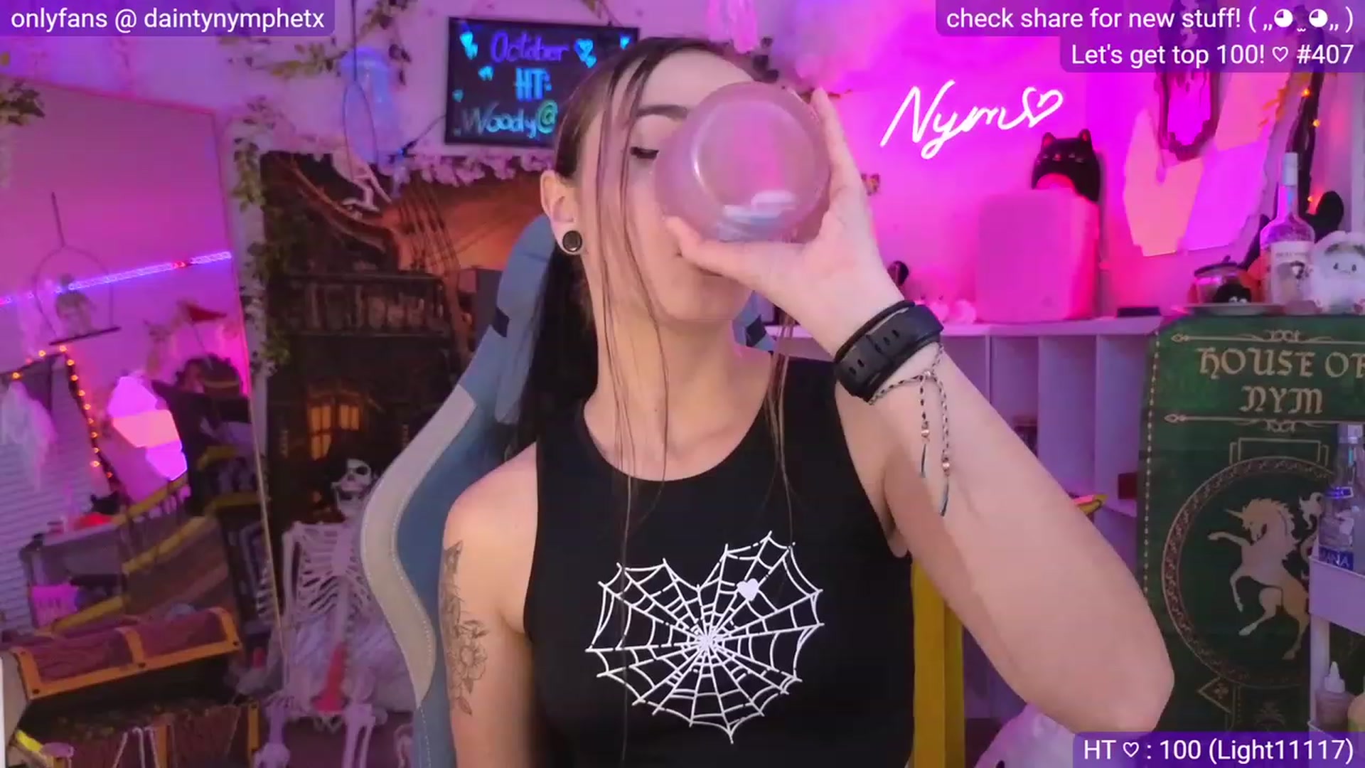 Gallery image thumbnail from Nym_x's myfreecams stream on, 10/15/2023, 04:49 image 3 of 20