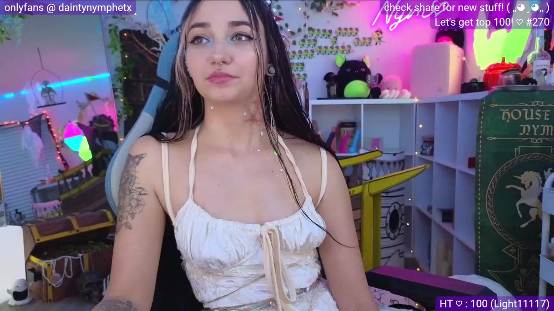 Gallery image thumbnail from Nym_x's myfreecams stream on, 10/29/2023, 02:04 image 10 of 20