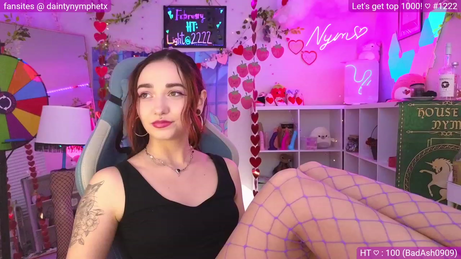 Gallery image thumbnail from Nym_x's myfreecams stream on, 02/19/2024, 04:21 image 11 of 20