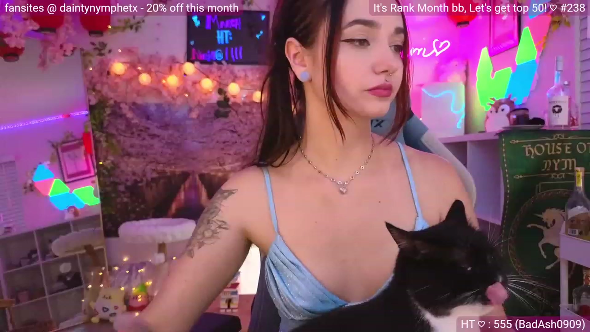 Gallery image thumbnail from Nym_x's myfreecams stream on, 03/07/2024, 05:05 image 12 of 20