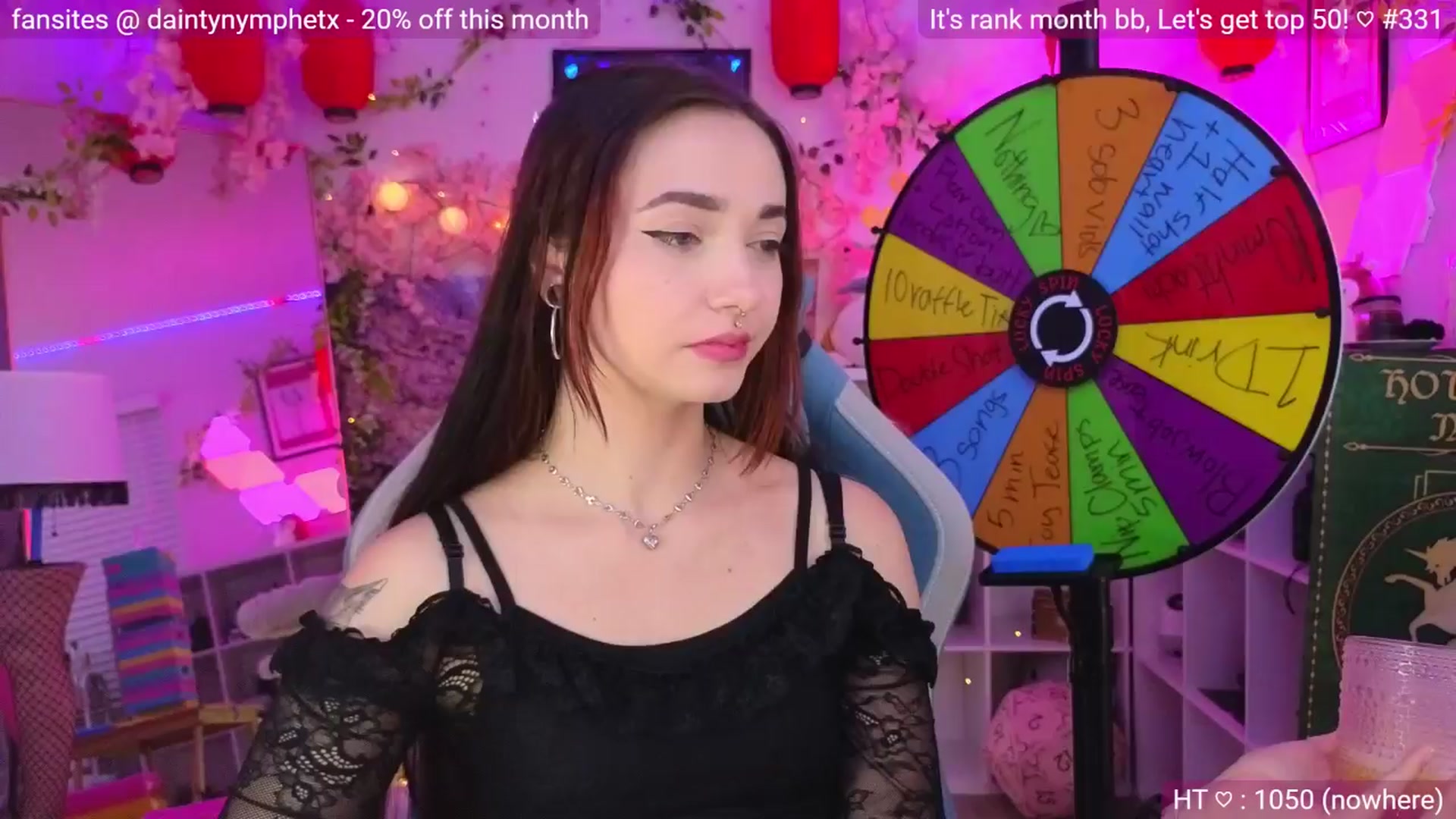 Gallery image thumbnail from Nym_x's myfreecams stream on, 03/25/2024, 03:15 image 19 of 20