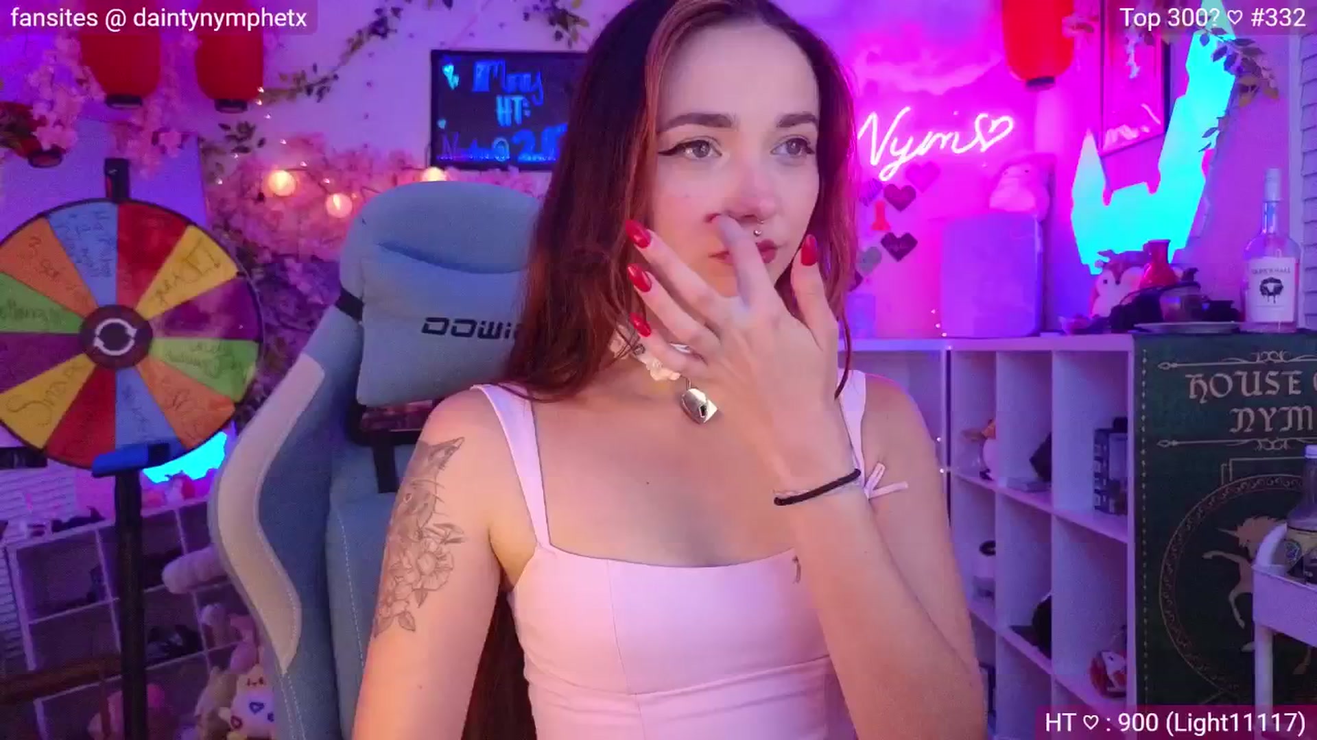 Gallery image thumbnail from Nym_x's myfreecams stream on, 05/05/2024, 03:31 image 15 of 20