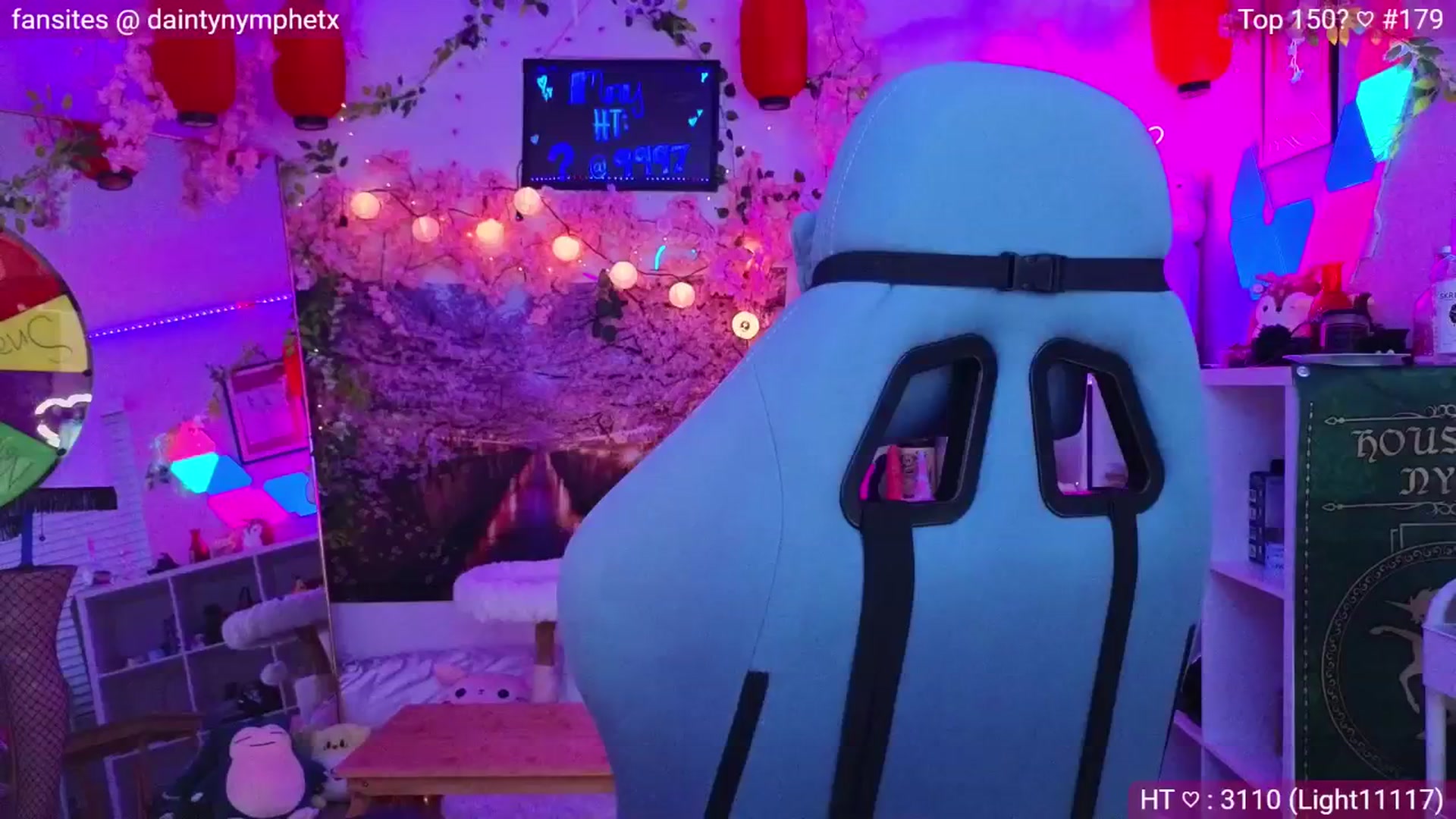 Gallery image thumbnail from Nym_x's myfreecams stream on, 05/19/2024, 04:17 image 13 of 20