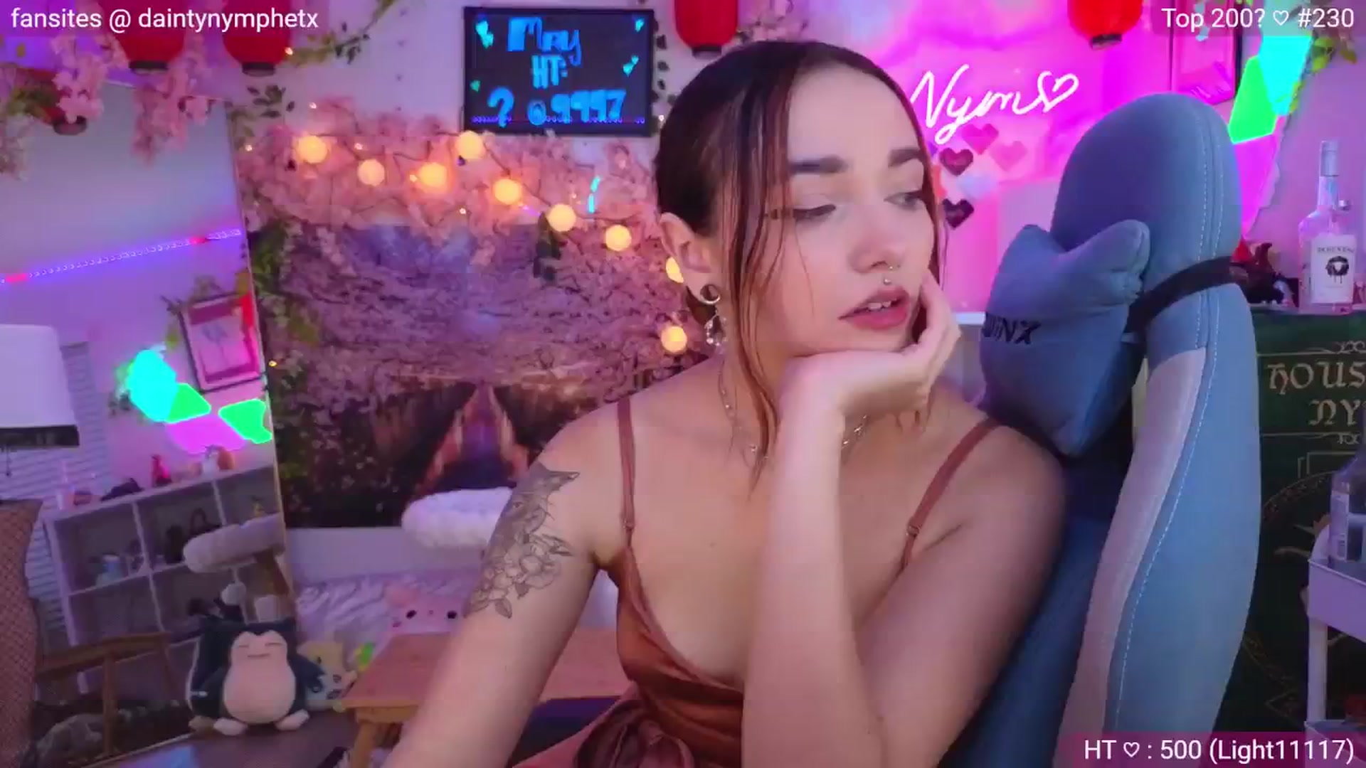 Gallery image thumbnail from Nym_x's myfreecams stream on, 05/31/2024, 02:16 image 15 of 20