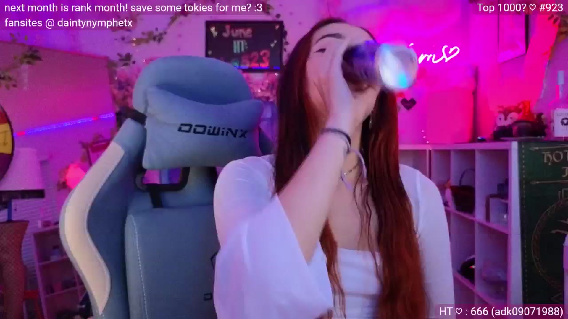 Gallery image thumbnail from Nym_x's myfreecams stream on, 06/06/2024, 03:38 image 17 of 20