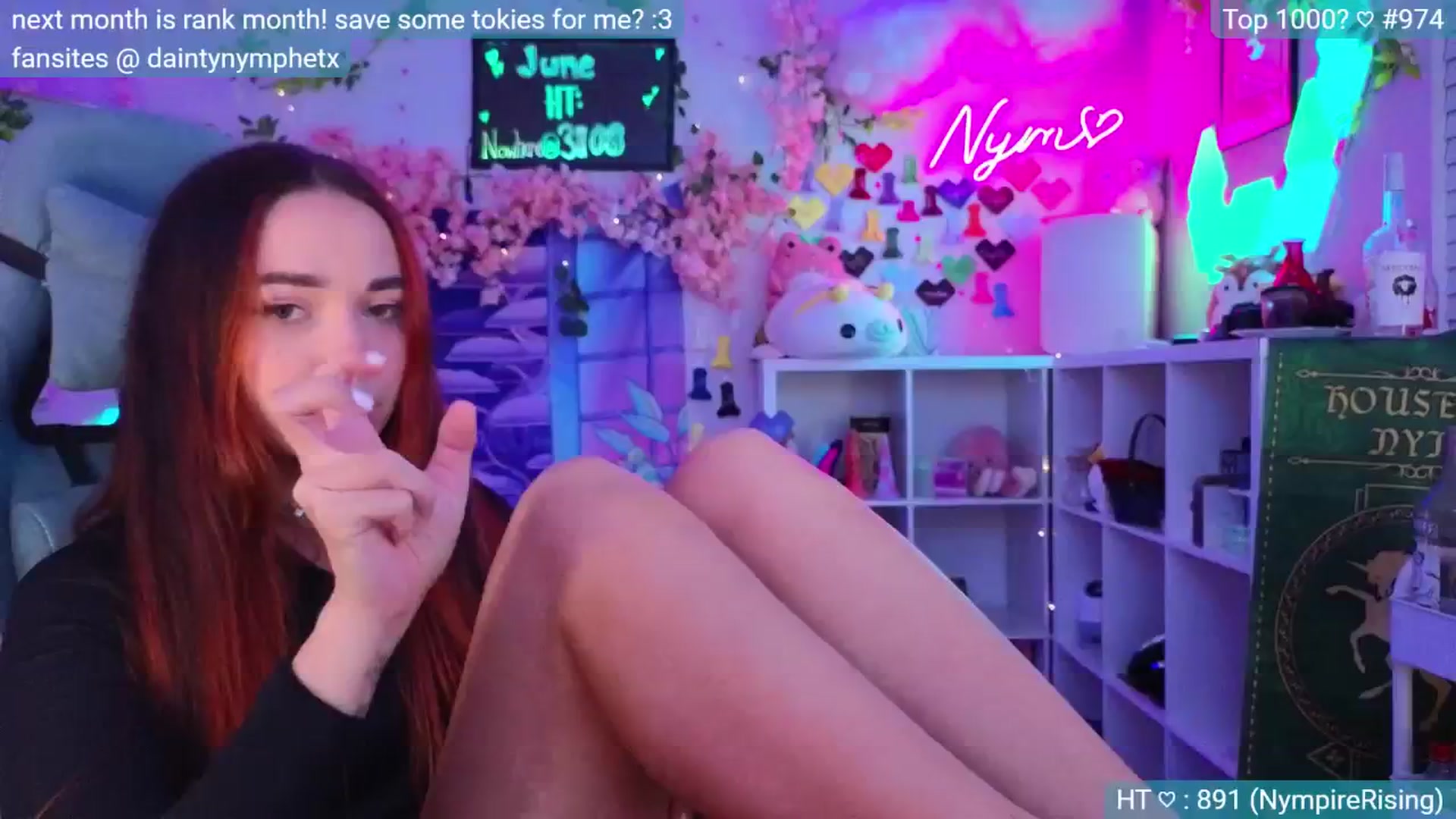 Gallery image thumbnail from Nym_x's myfreecams stream on, 06/29/2024, 04:37 image 18 of 20