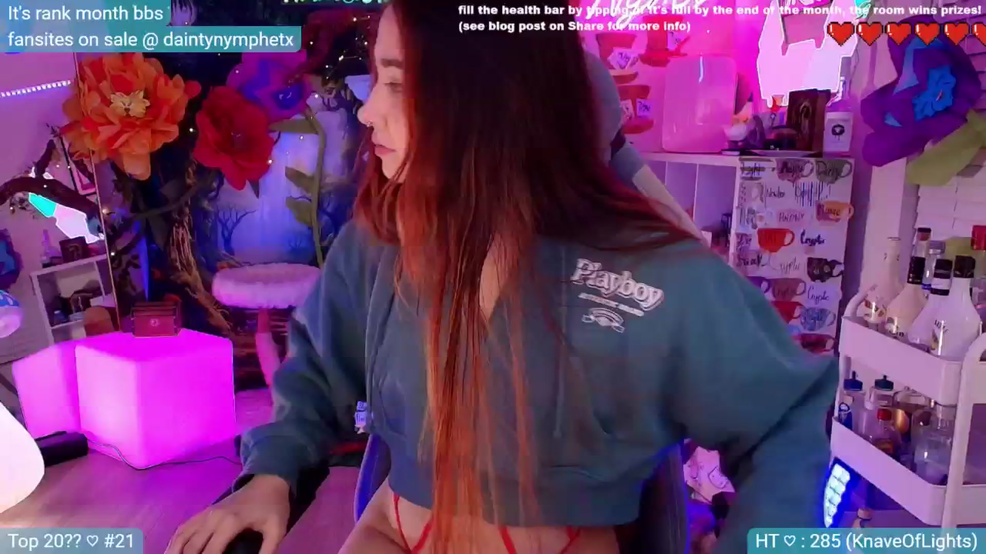 Gallery image thumbnail from Nym_x's myfreecams stream on, 07/24/2024, 03:15 image 16 of 20