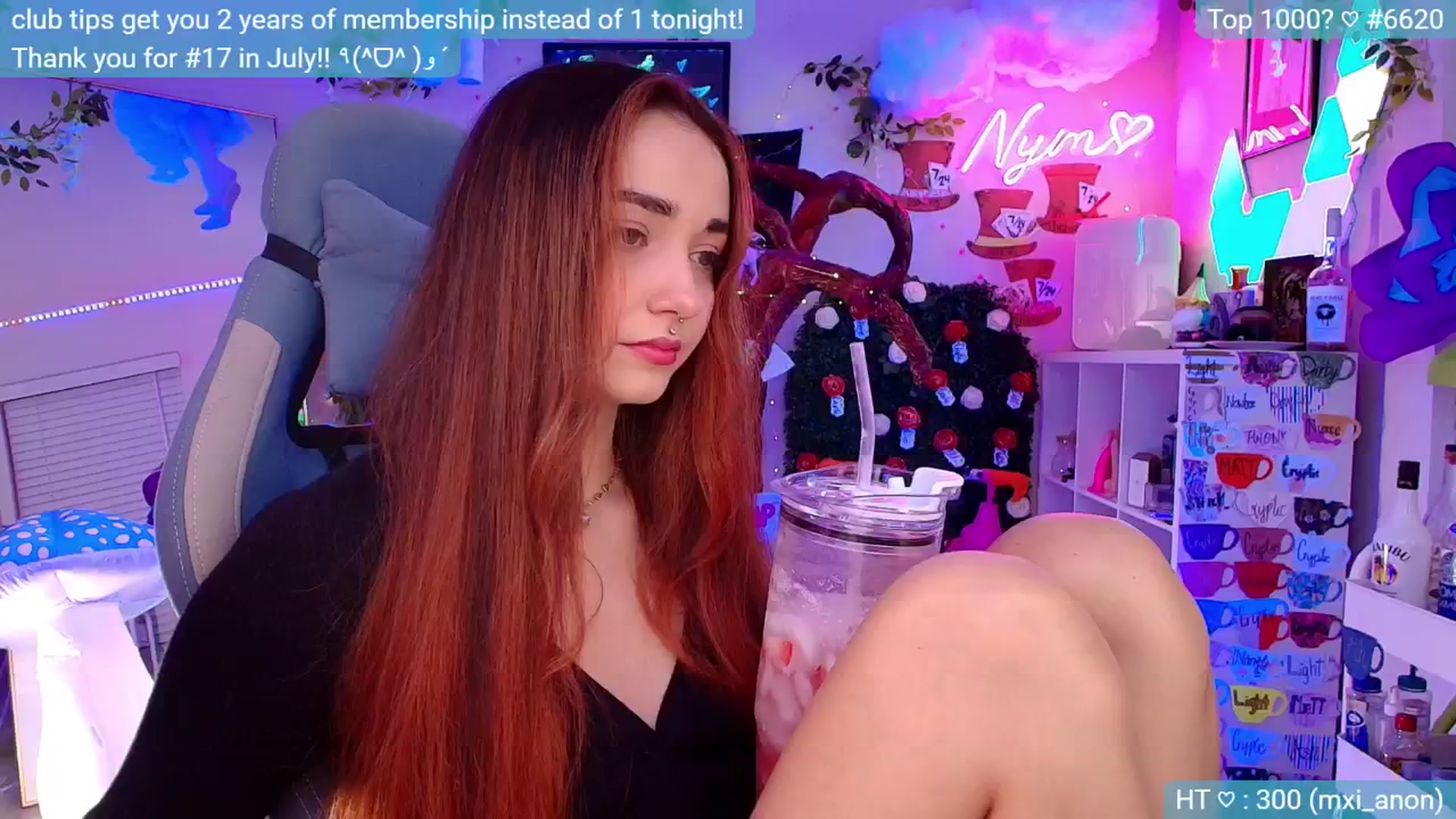 Gallery image thumbnail from Nym_x's myfreecams stream on, 08/25/2024, 04:43 image 1 of 20