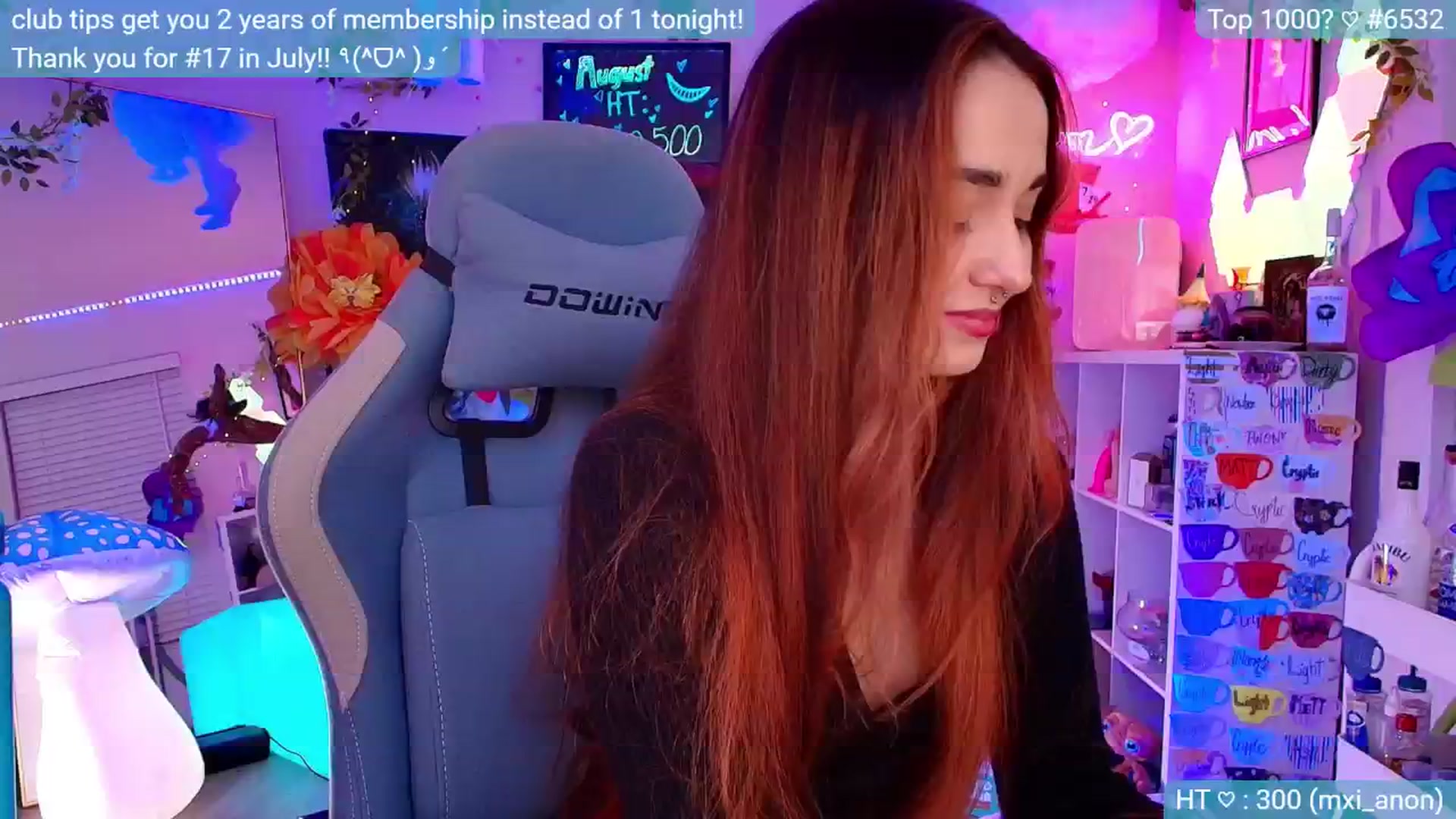 Gallery image thumbnail from Nym_x's myfreecams stream on, 08/25/2024, 07:29 image 6 of 20