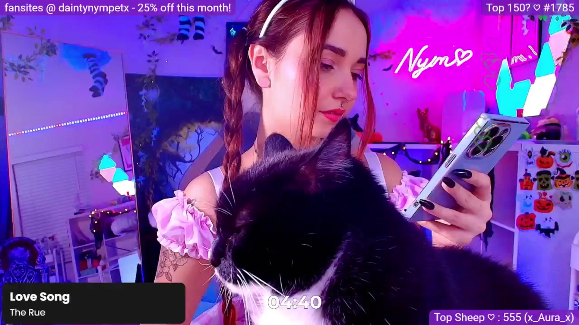 Gallery image thumbnail from Nym_x's myfreecams stream on, 10/06/2024, 03:50 image 6 of 20
