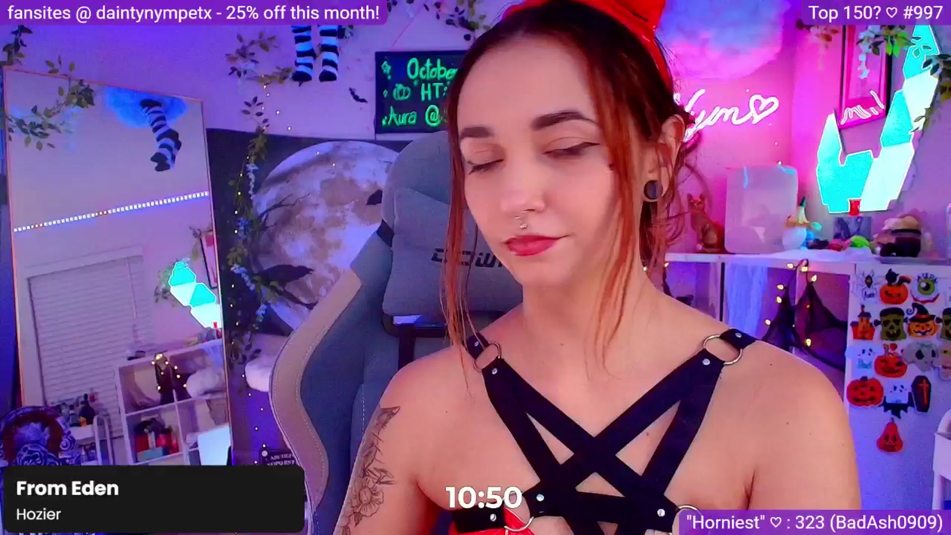 Gallery image thumbnail from Nym_x's myfreecams stream on, 10/10/2024, 04:07 image 15 of 20