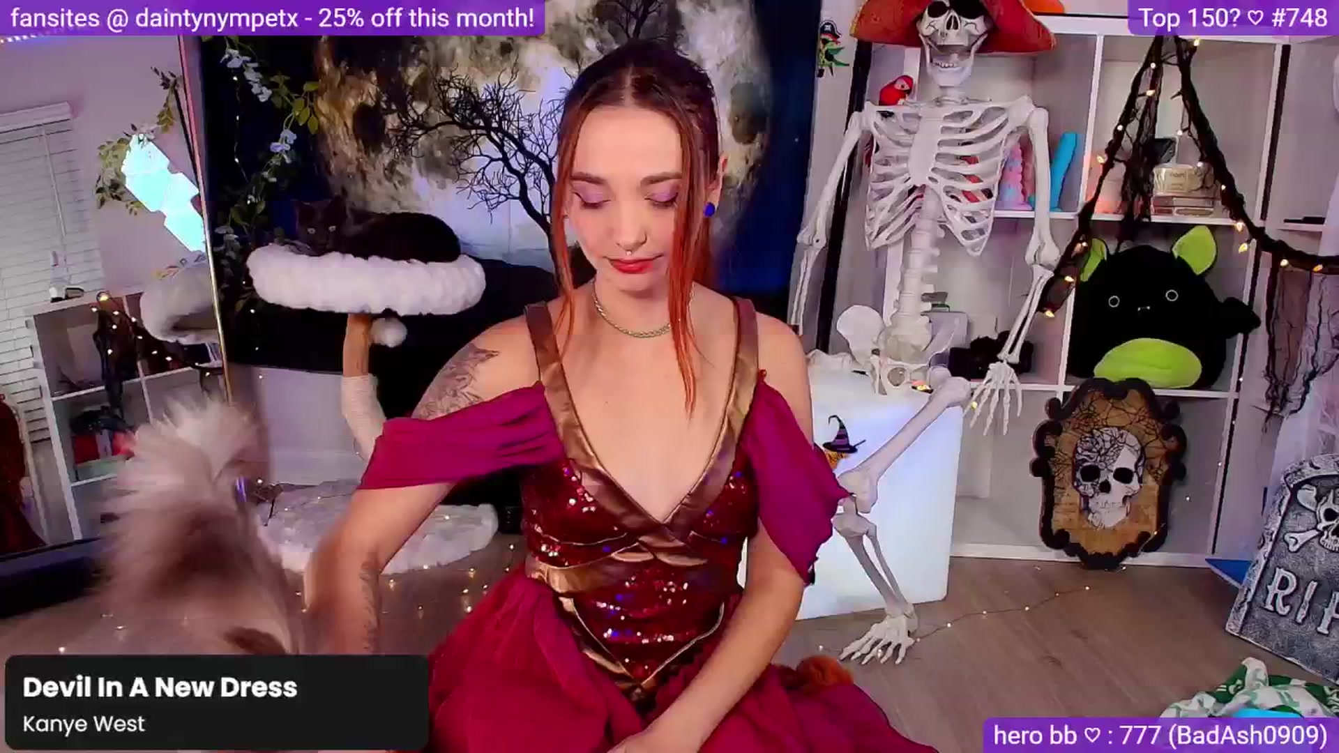 Gallery image thumbnail from Nym_x's myfreecams stream on, 10/21/2024, 02:11 image 10 of 20