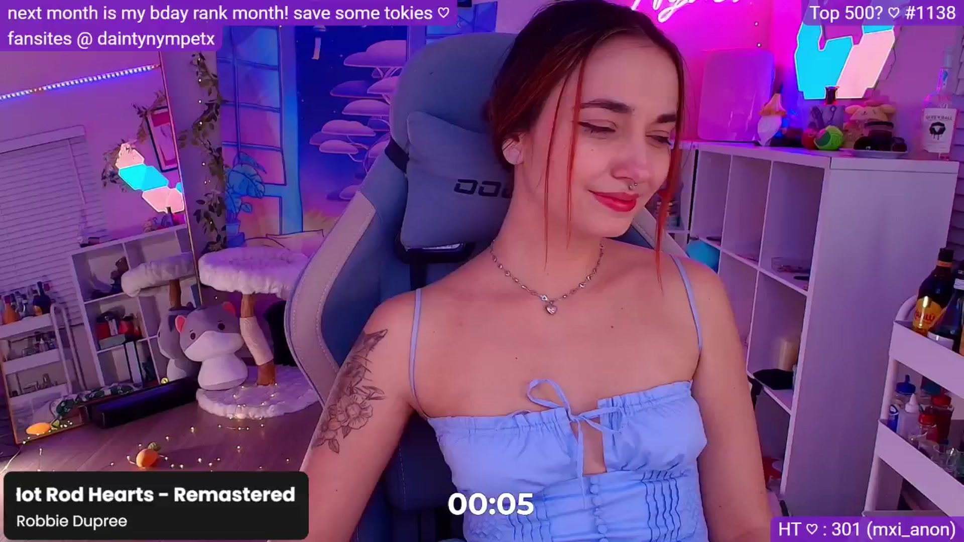 Gallery image thumbnail from Nym_x's myfreecams stream on, 11/14/2024, 05:31 image 17 of 20