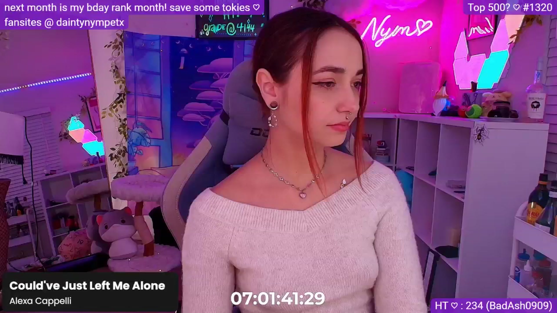 Gallery image thumbnail from Nym_x's myfreecams stream on, 11/24/2024, 04:51 image 15 of 20