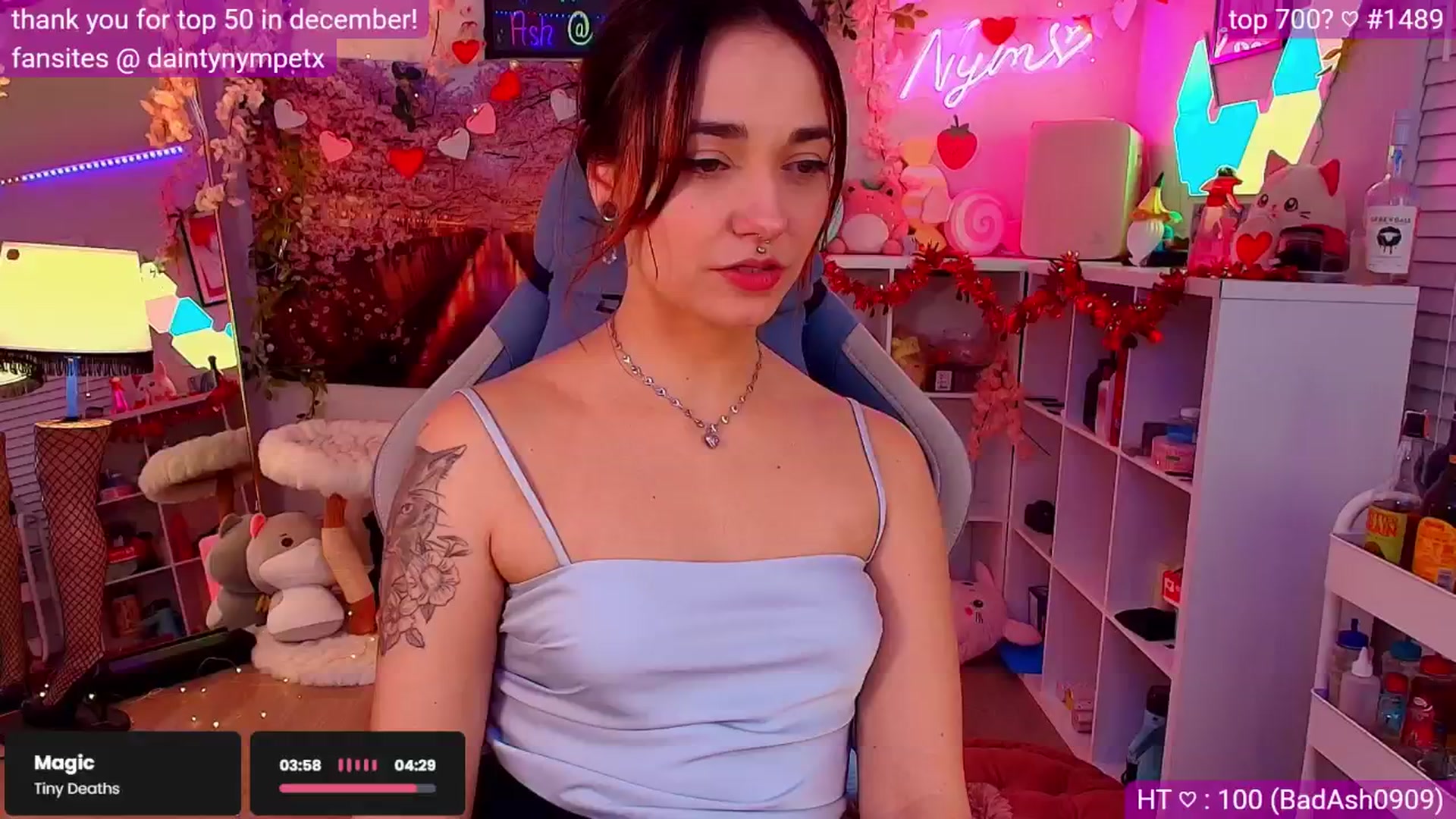 Gallery image thumbnail from Nym_x's myfreecams stream on, 02/06/2025, 04:33 image 14 of 20
