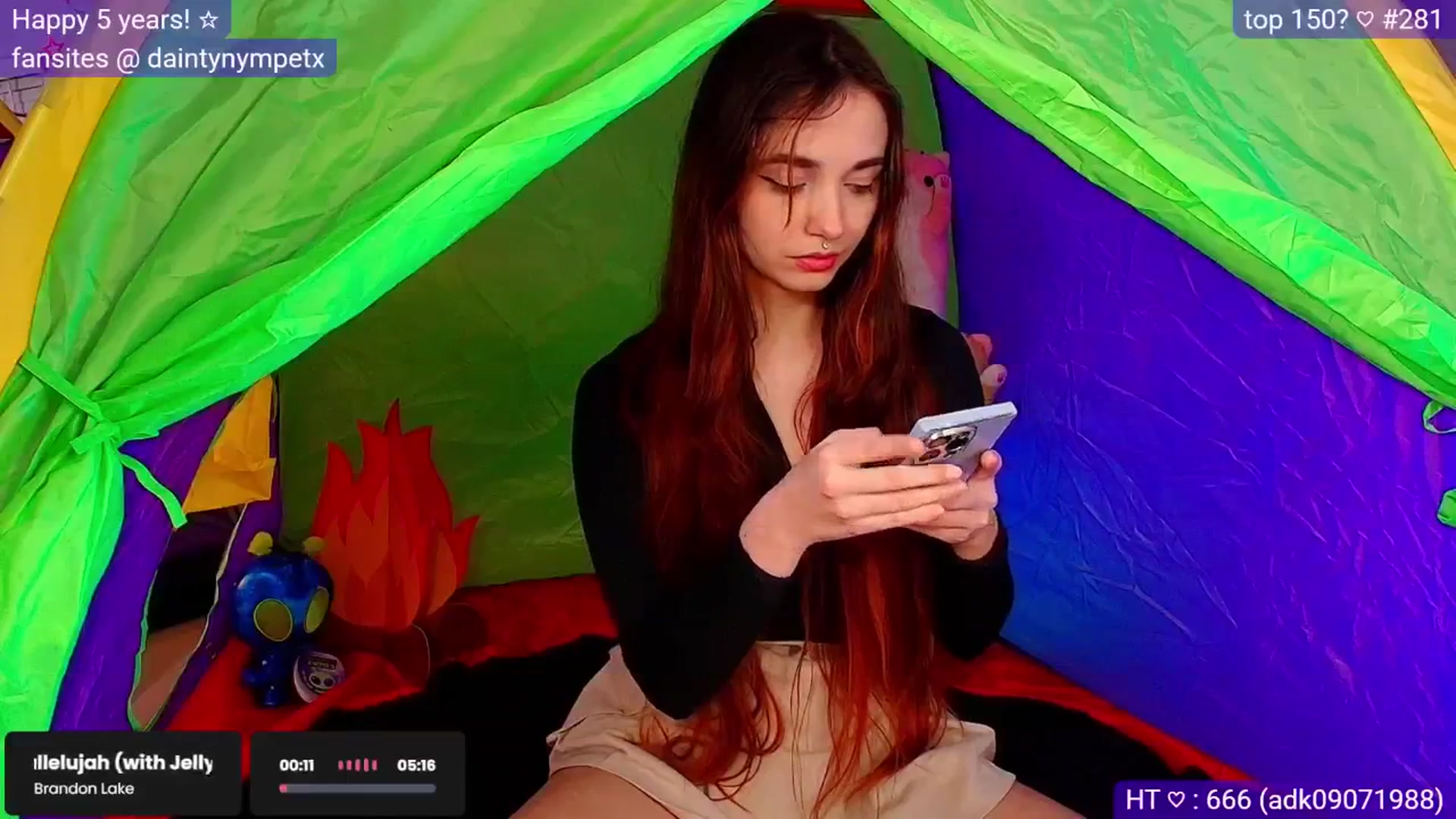 Gallery image thumbnail from Nym_x's myfreecams stream on, 03/22/2025, 04:20 image 8 of 20