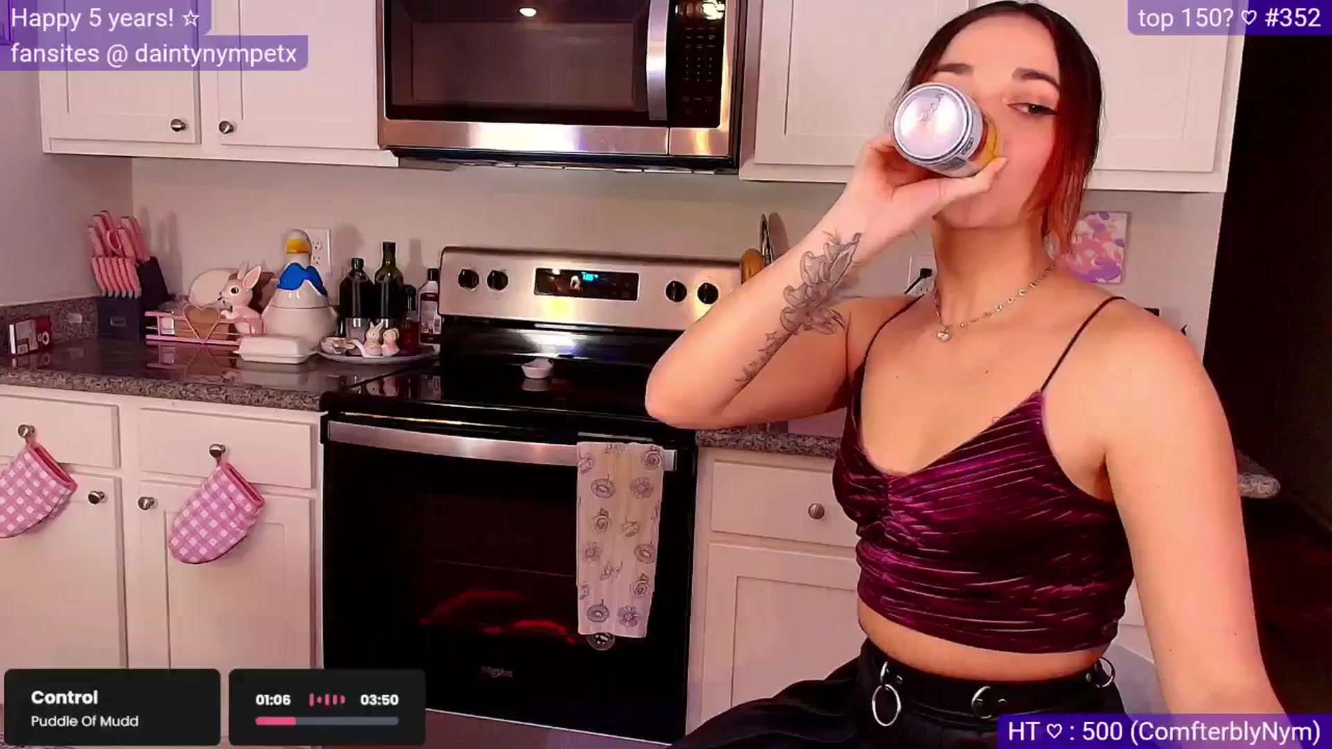 Gallery image thumbnail from Nym_x's myfreecams stream on, 03/31/2025, 04:25 image 6 of 20