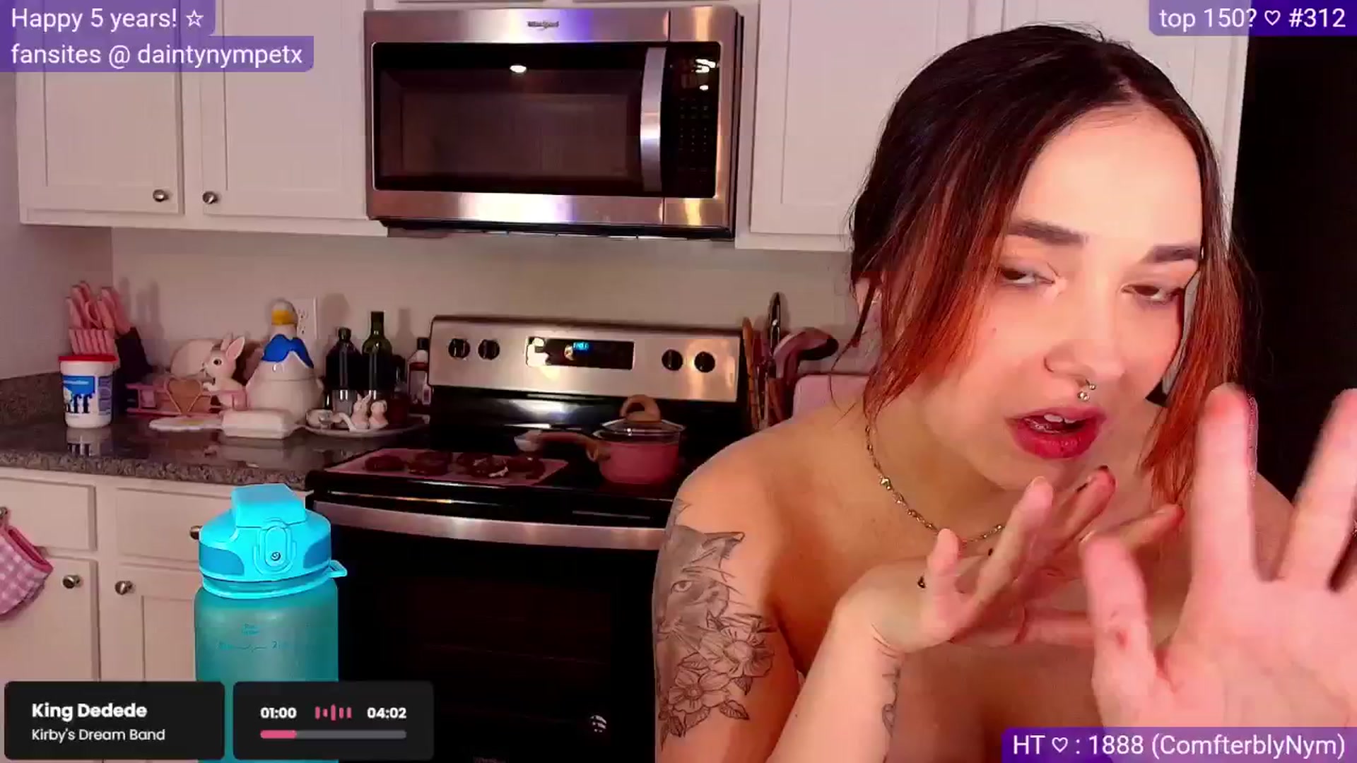 Gallery image thumbnail from Nym_x's myfreecams stream on, 03/31/2025, 04:25 image 19 of 20