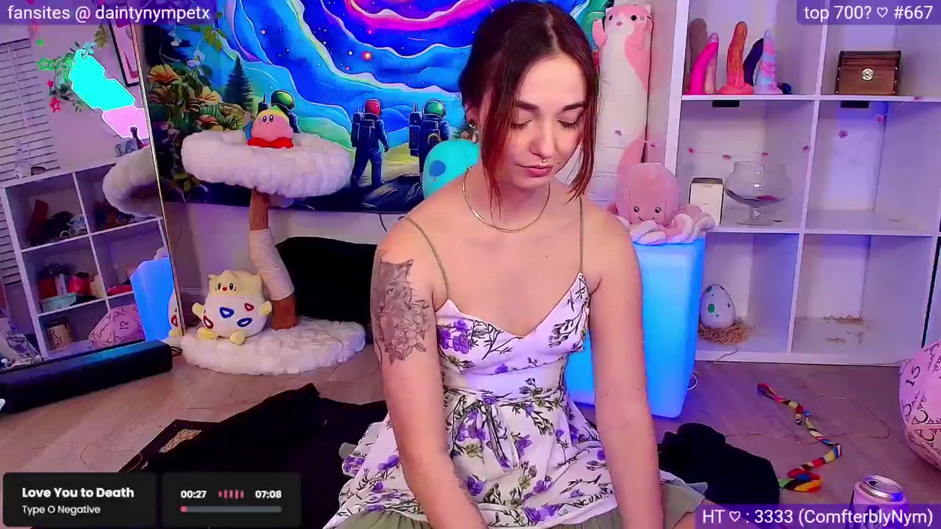 Gallery image thumbnail from Nym_x's myfreecams stream on, 04/07/2025, 04:05 image 9 of 20