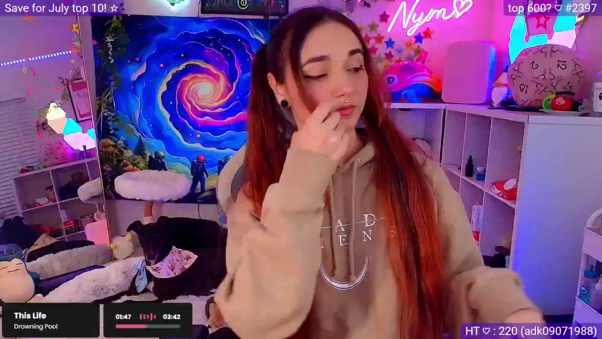 Gallery image thumbnail from Nym_x's myfreecams stream on, 06/14/2025, 04:20 image 9 of 20