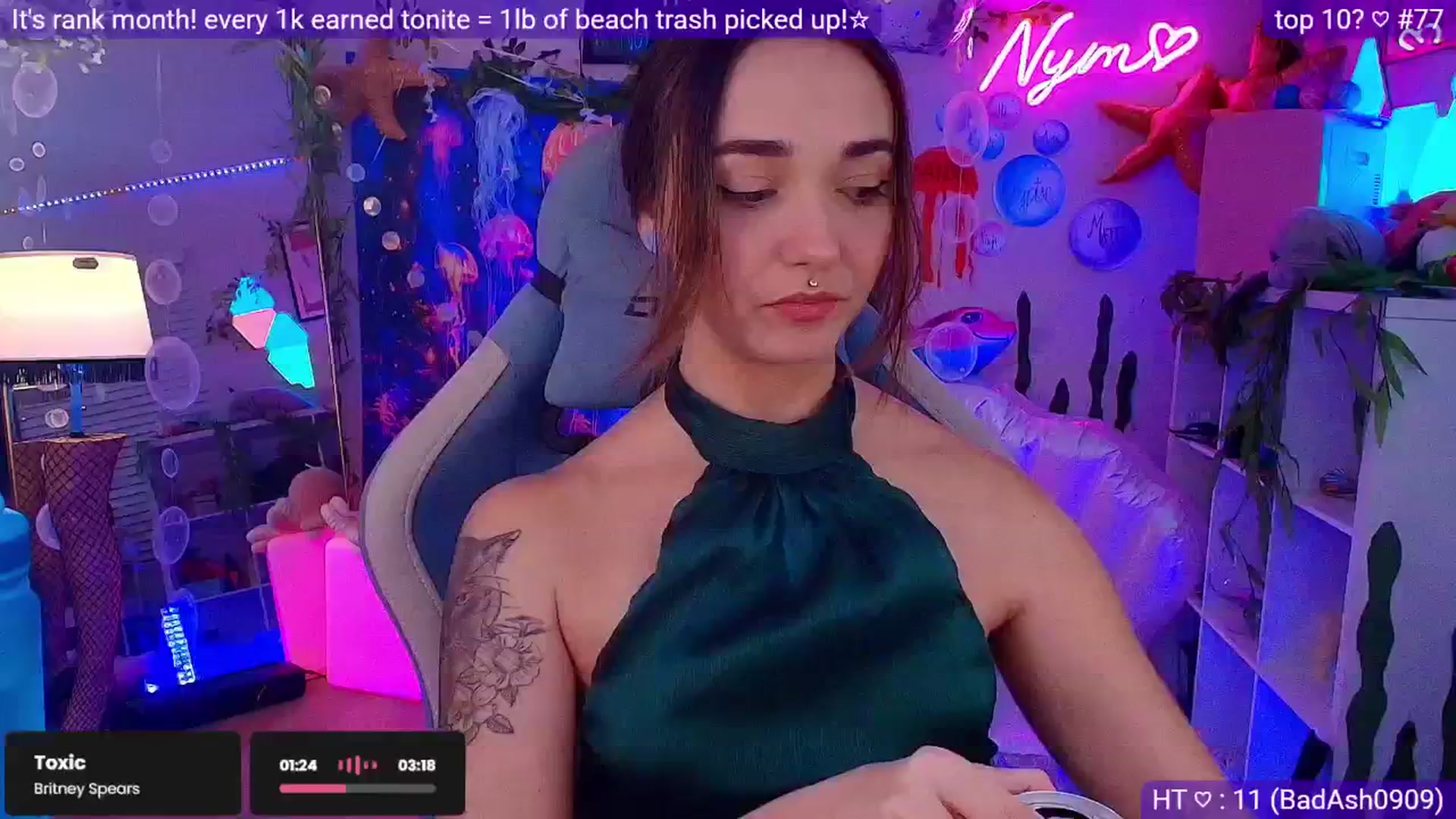 Gallery image thumbnail from Nym_x's myfreecams stream on, 07/04/2025, 03:01 image 4 of 20