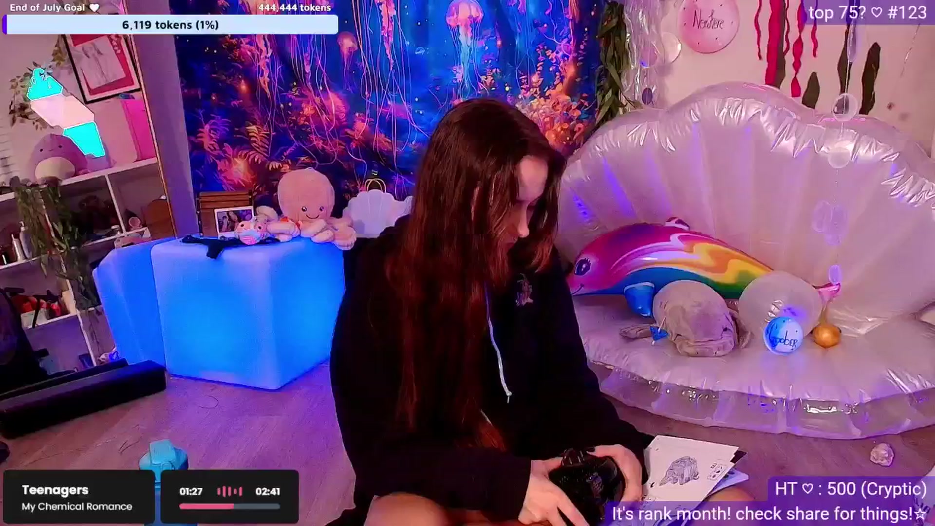 Gallery image thumbnail from Nym_x's myfreecams stream on, 07/27/2025, 05:16 image 12 of 20