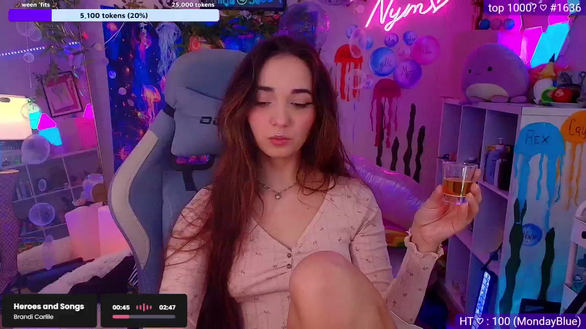 Gallery image thumbnail from Nym_x's myfreecams stream on, 08/14/2025, 04:09 image 11 of 20