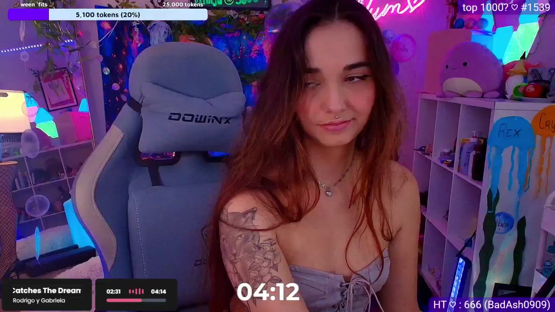 Gallery image thumbnail from Nym_x's myfreecams stream on, 08/16/2025, 04:12 image 18 of 20