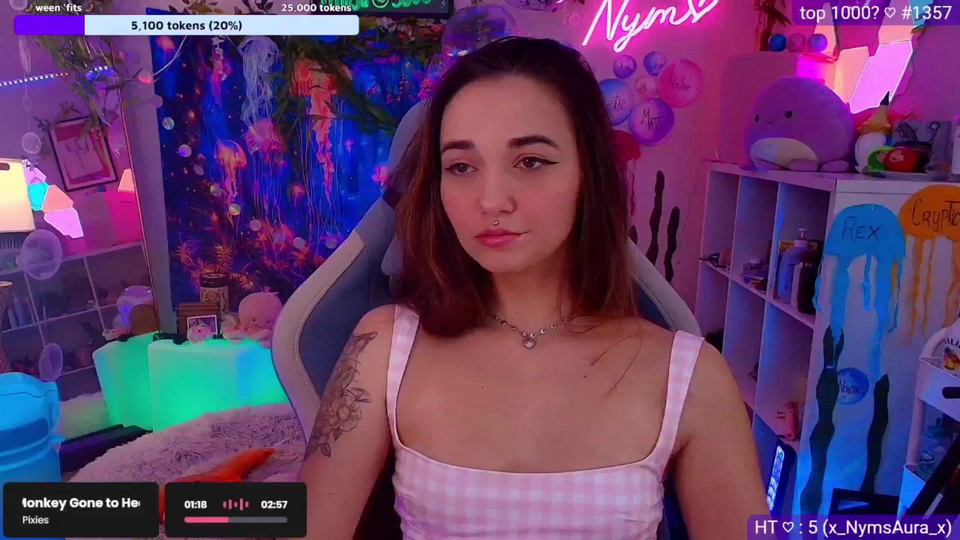 Gallery image thumbnail from Nym_x's myfreecams stream on, 08/18/2025, 03:45 image 7 of 20