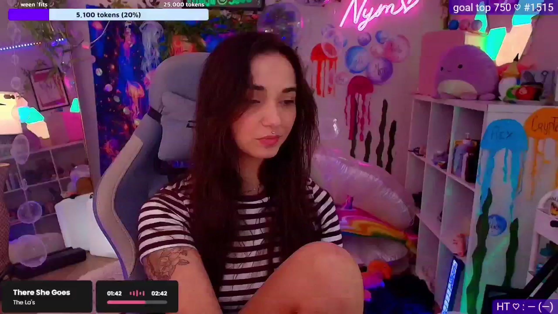 Gallery image thumbnail from Nym_x's myfreecams stream on, 08/21/2025, 01:51 image 12 of 20