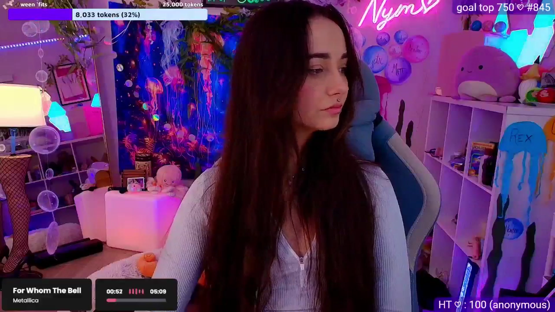 Gallery image thumbnail from Nym_x's myfreecams stream on, 08/28/2025, 03:46 image 10 of 20