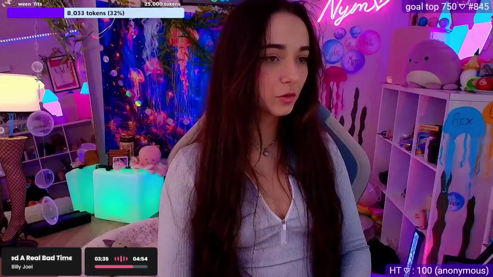 Gallery image thumbnail from Nym_x's myfreecams stream on, 08/28/2025, 03:46 image 9 of 20