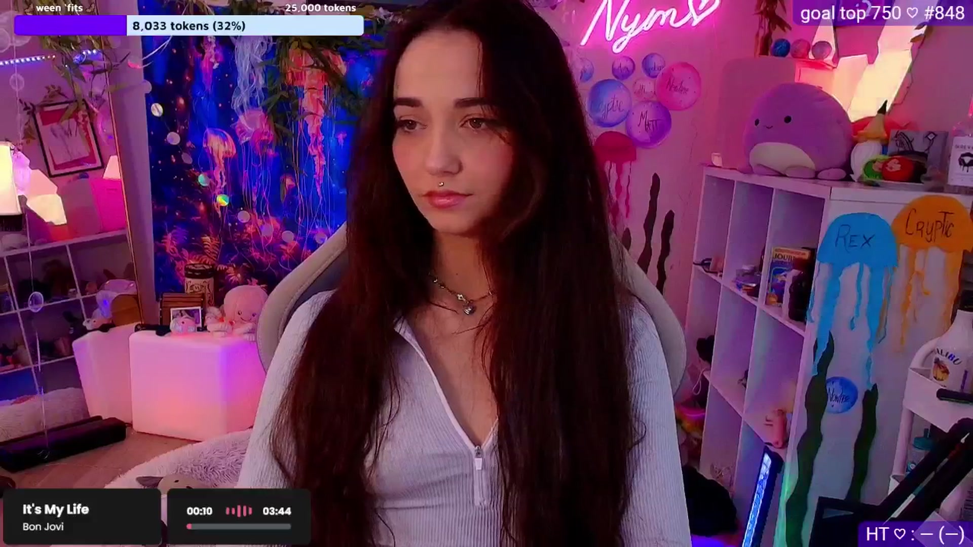 Gallery image thumbnail from Nym_x's myfreecams stream on, 08/28/2025, 03:46 image 3 of 20