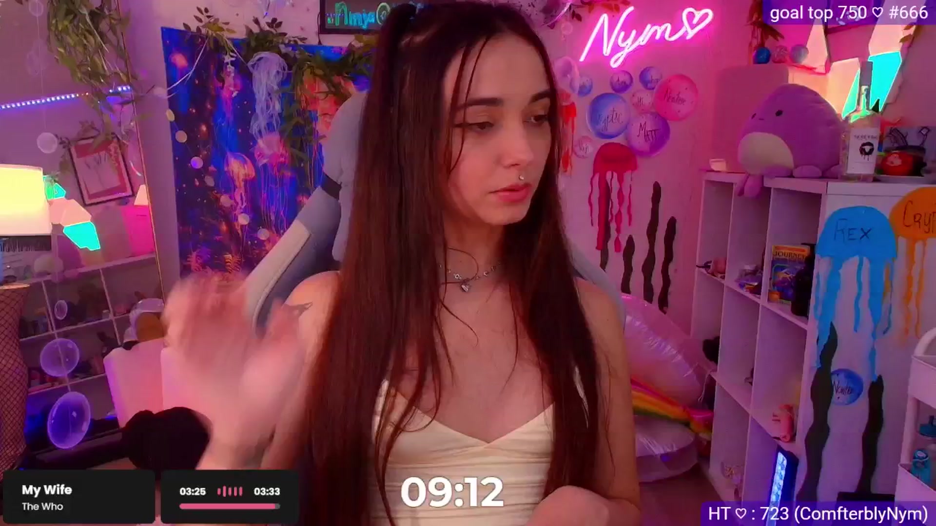 Gallery image thumbnail from Nym_x's myfreecams stream on, 09/13/2025, 04:03 image 19 of 20