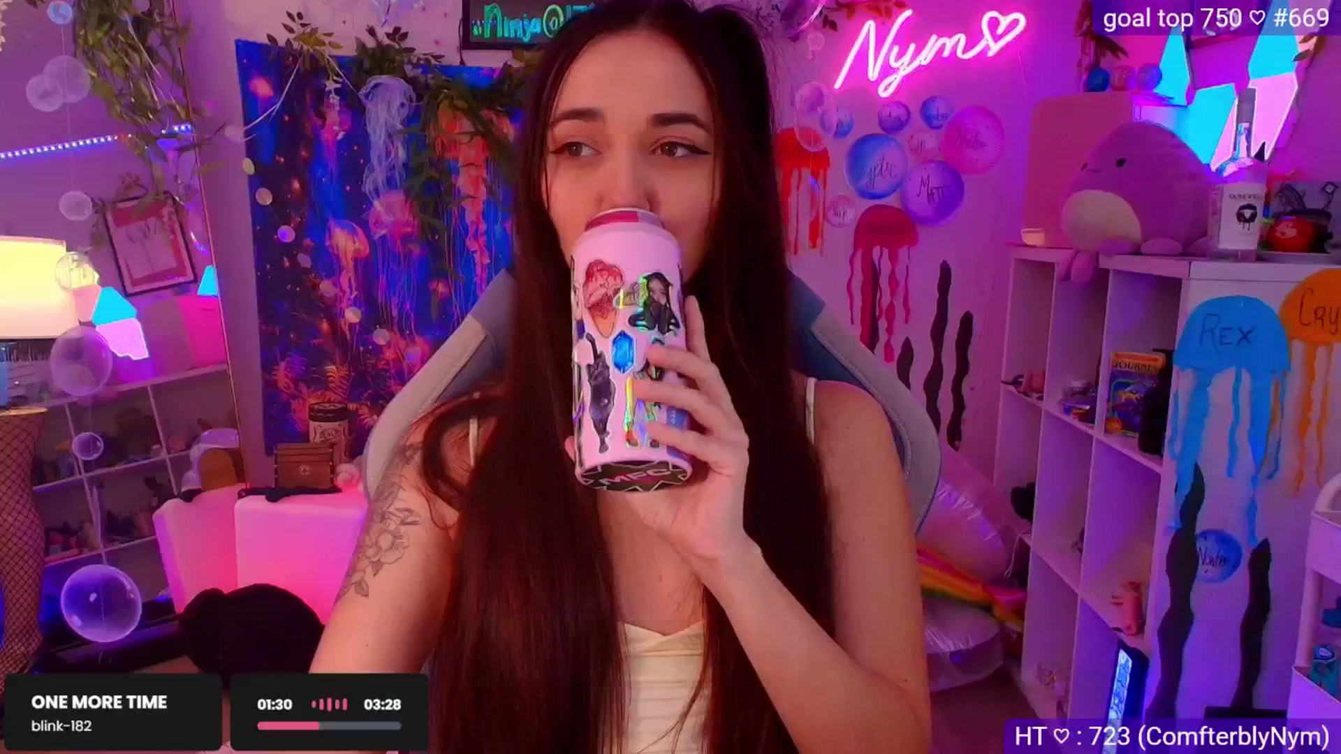 Gallery image thumbnail from Nym_x's myfreecams stream on, 09/13/2025, 04:03 image 15 of 20