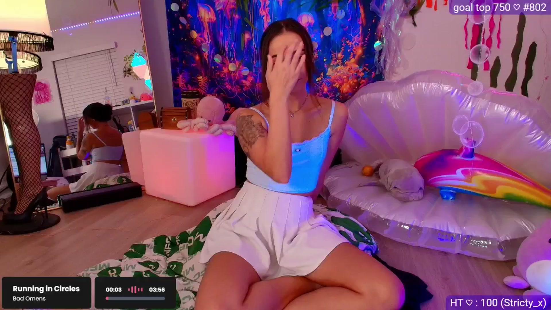 Gallery image thumbnail from Nym_x's myfreecams stream on, 09/21/2025, 04:37 image 2 of 20