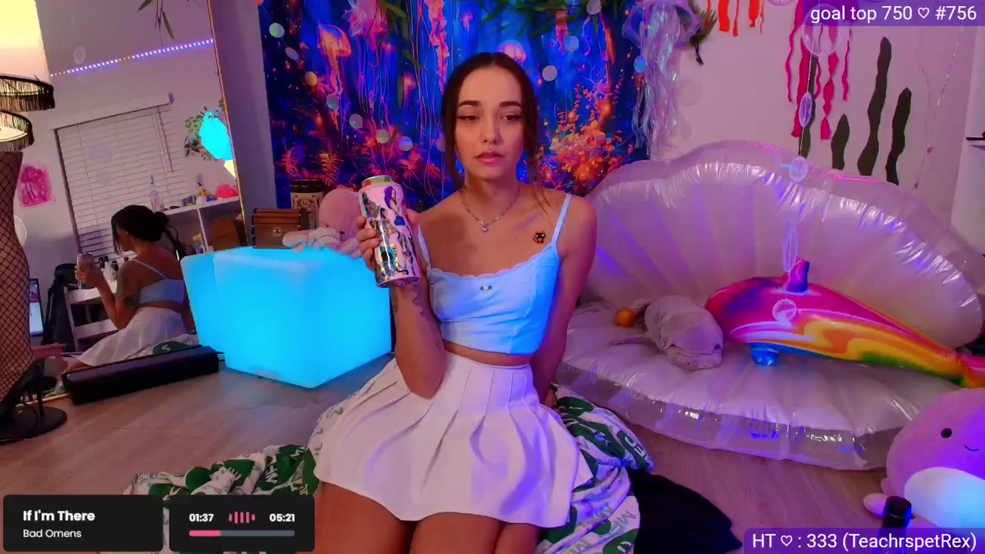 Gallery image thumbnail from Nym_x's myfreecams stream on, 09/21/2025, 04:37 image 19 of 20