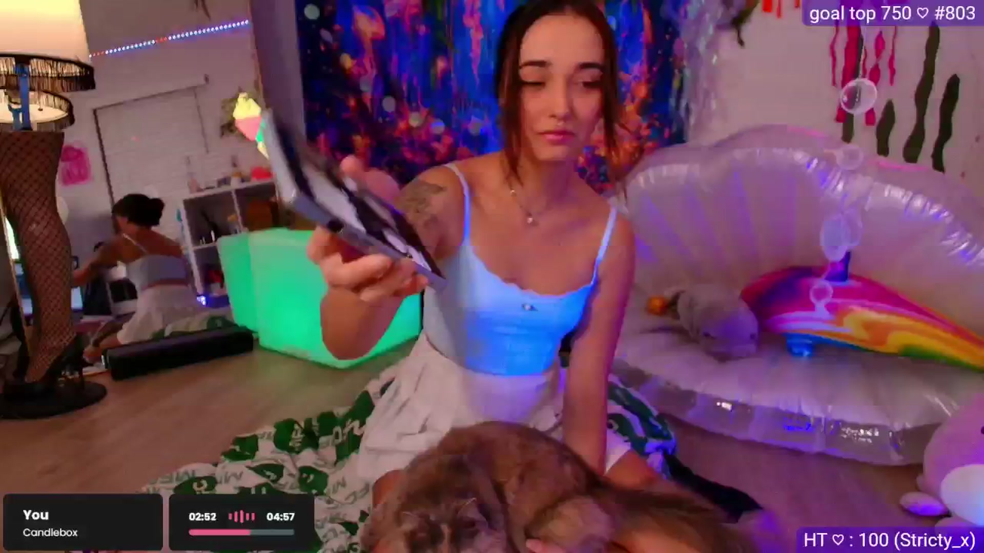 Gallery image thumbnail from Nym_x's myfreecams stream on, 09/21/2025, 04:37 image 1 of 20